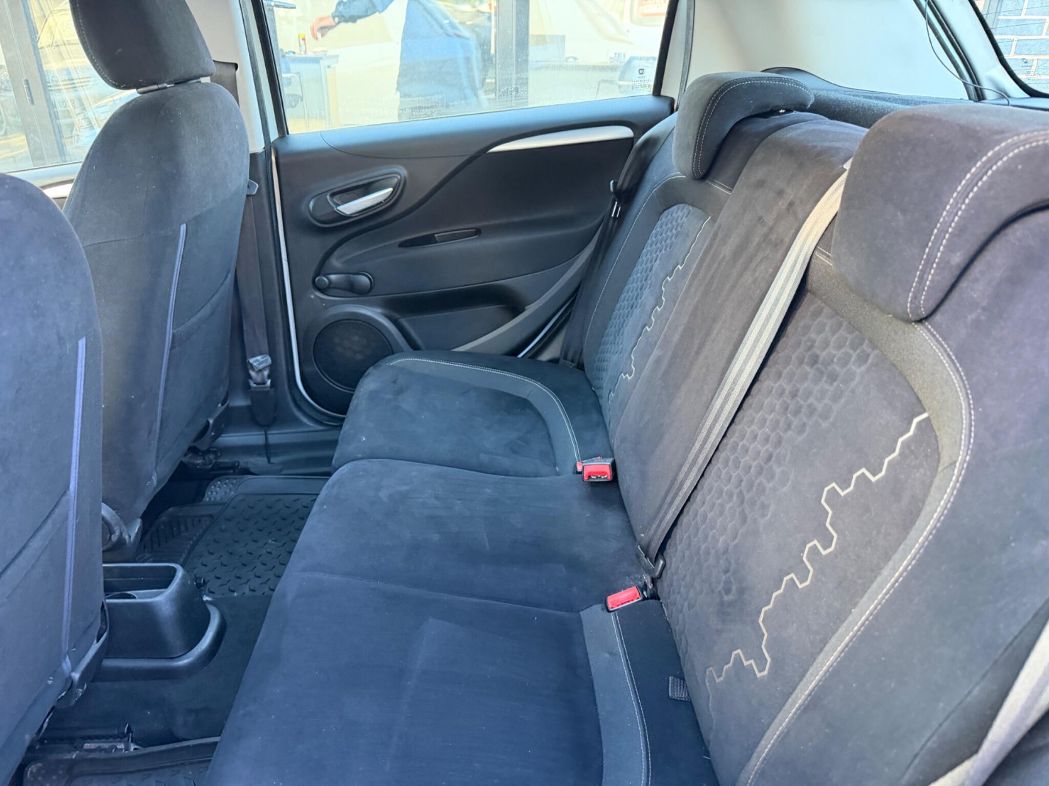 Fiat Punto view 26