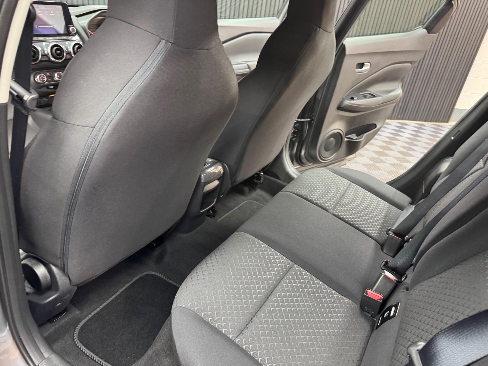 Nissan Juke view 43