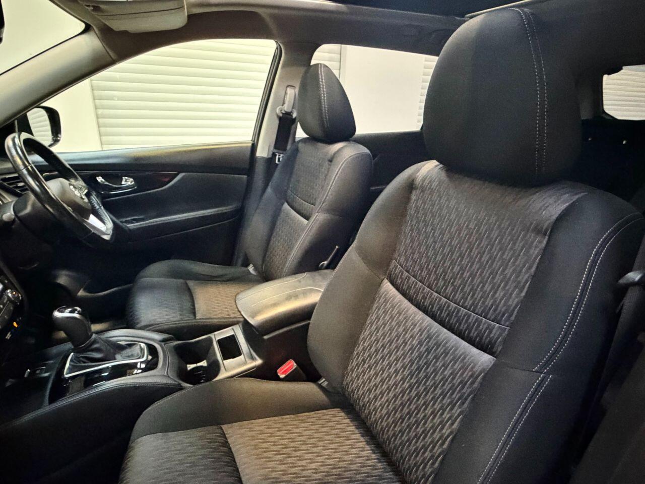 Nissan X-Trail view 22