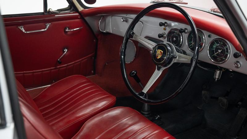 Porsche 356 view 30