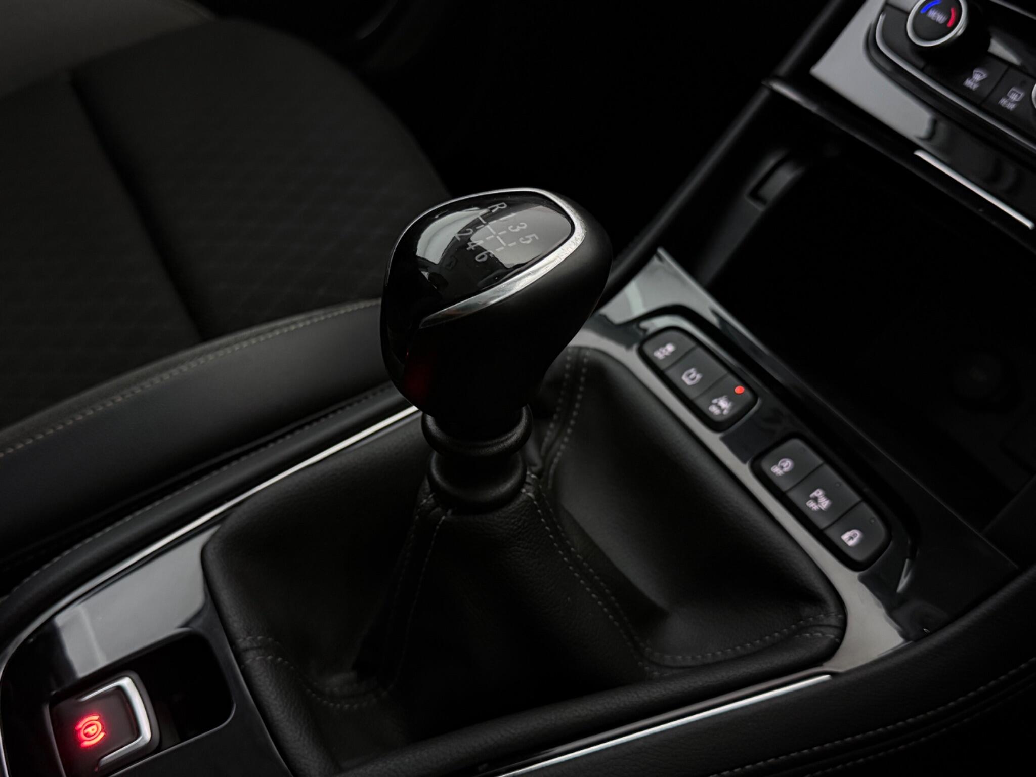 Vauxhall Grandland X view 21