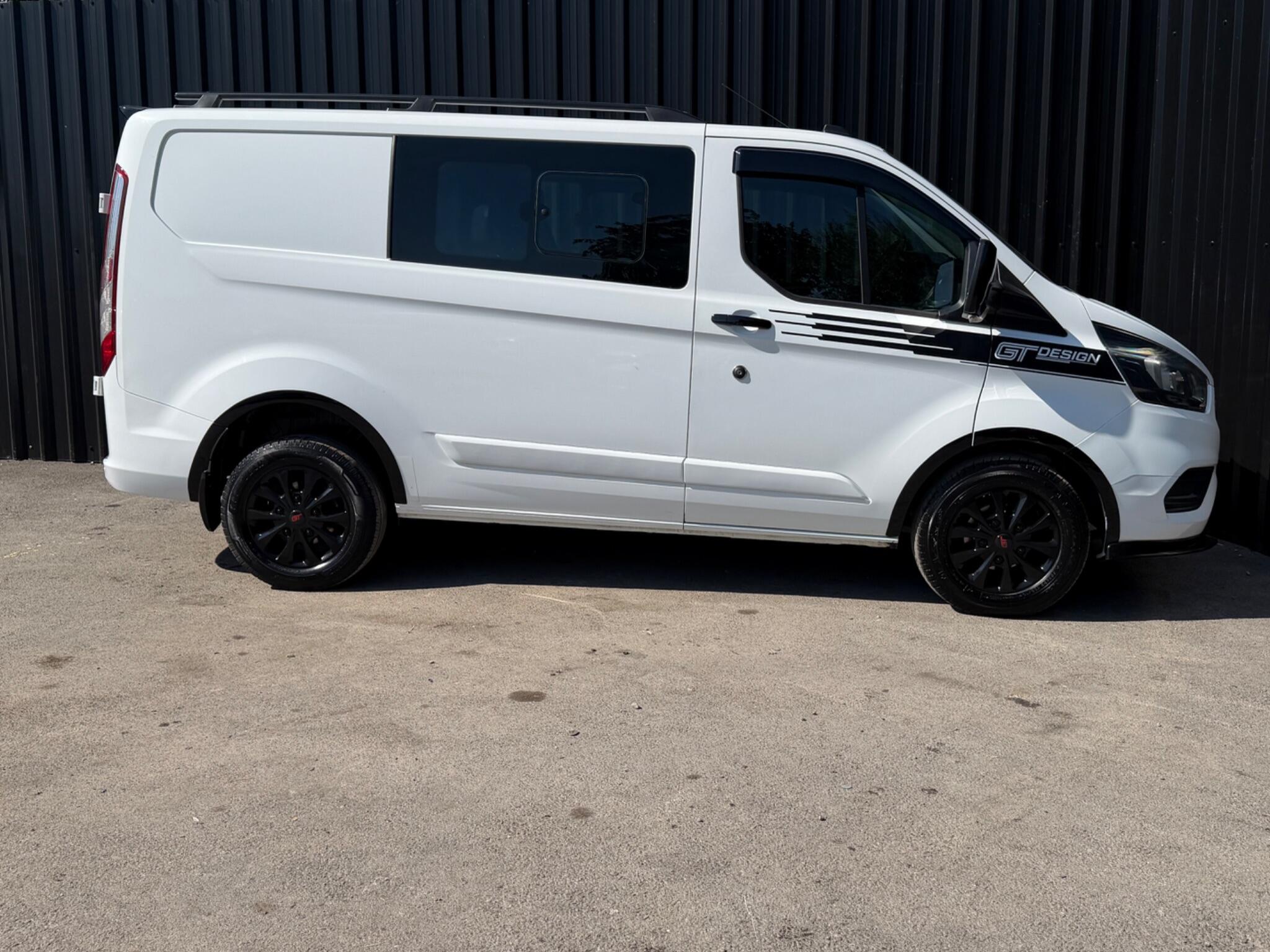 Ford Transit Custom view 15