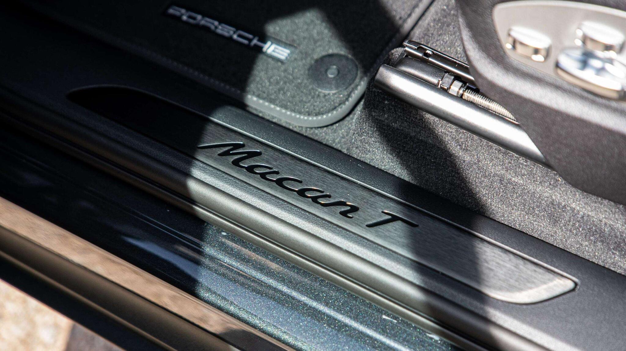Porsche Macan view 32