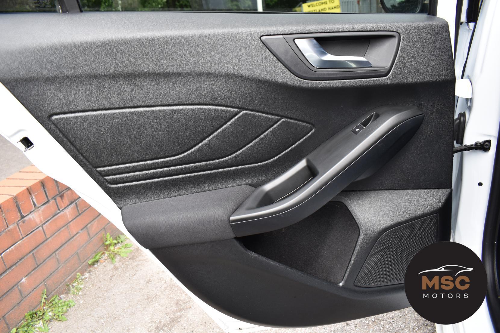 Ford Focus view 66