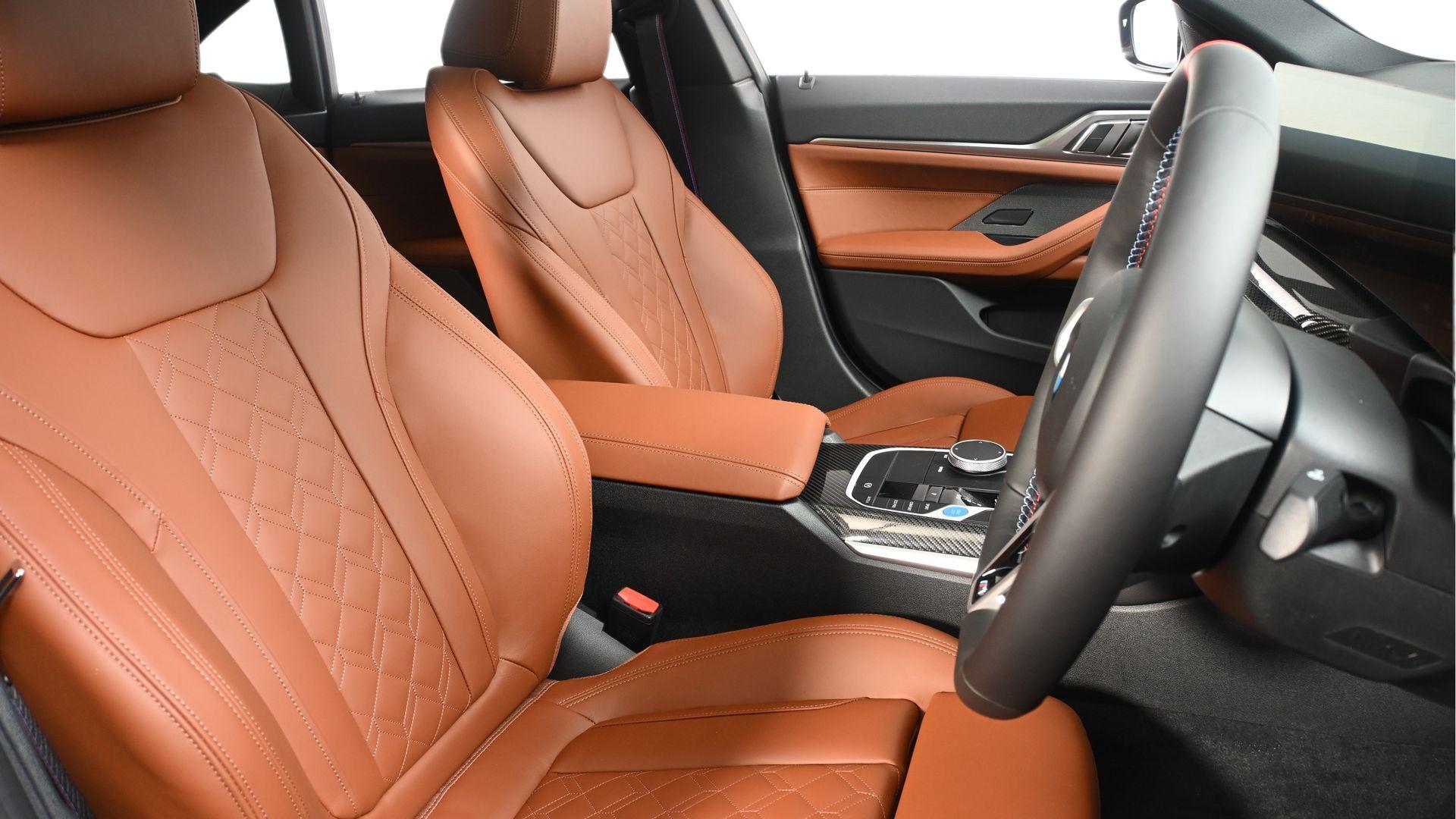 BMW i4 view 21