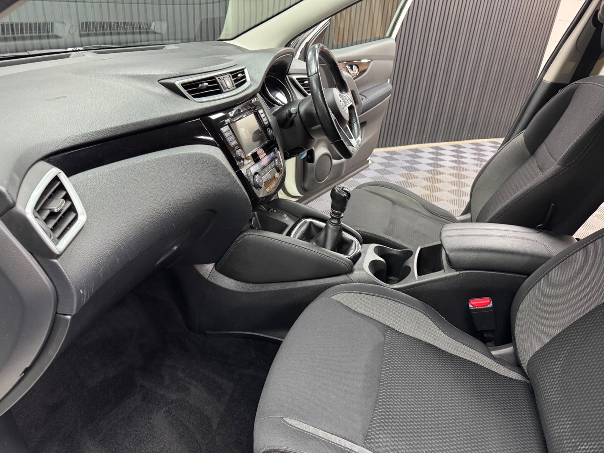 Nissan Qashqai view 27