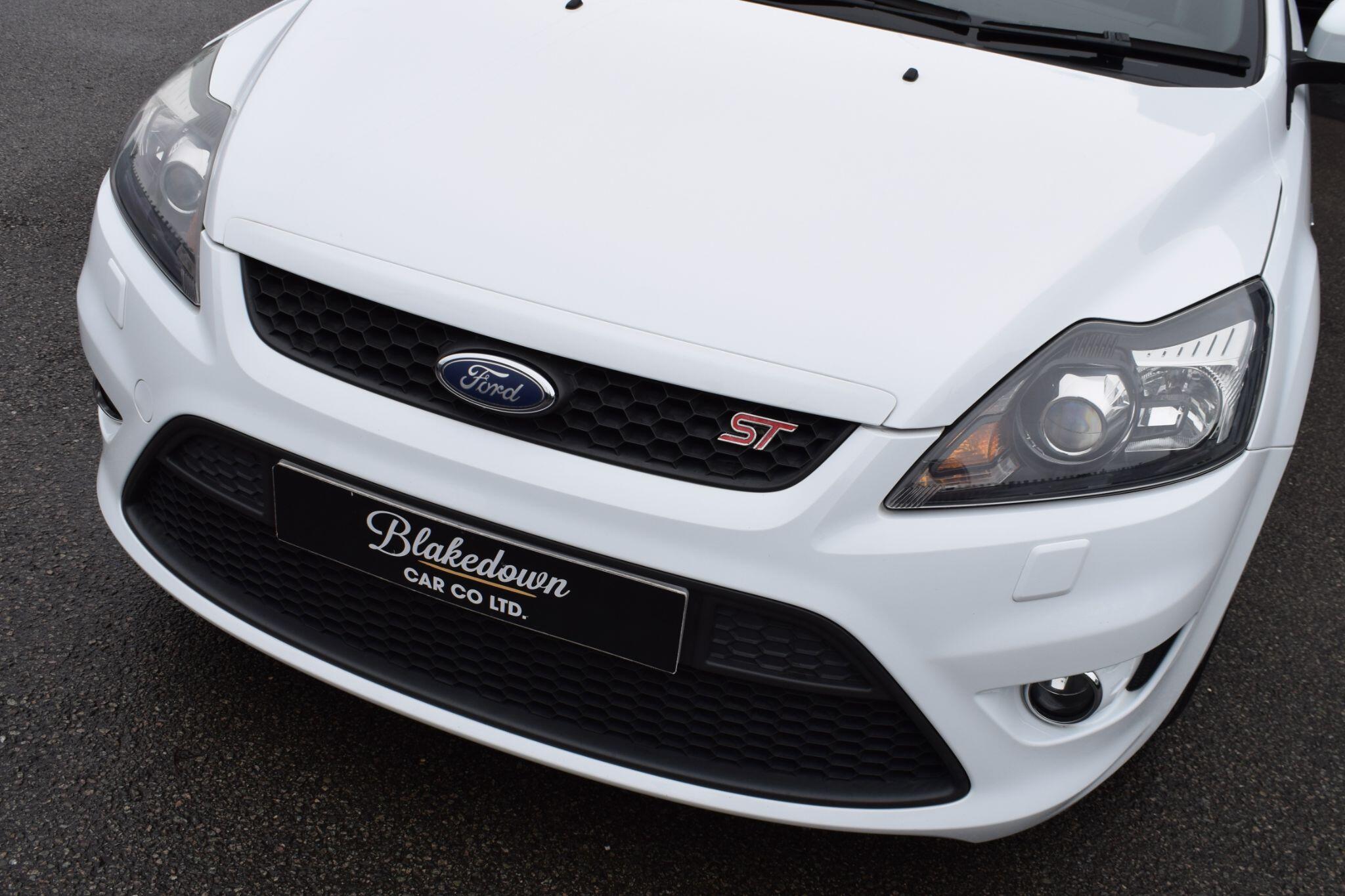 Ford Focus view 40