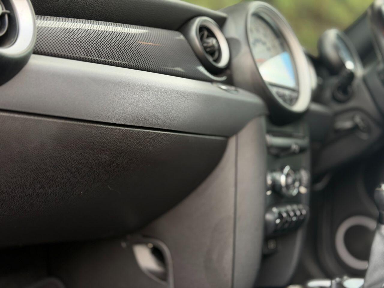 Mini Cooper view 96