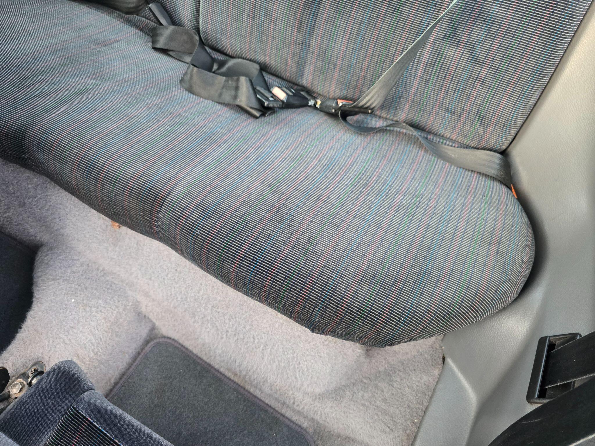 Ford Fiesta view 37