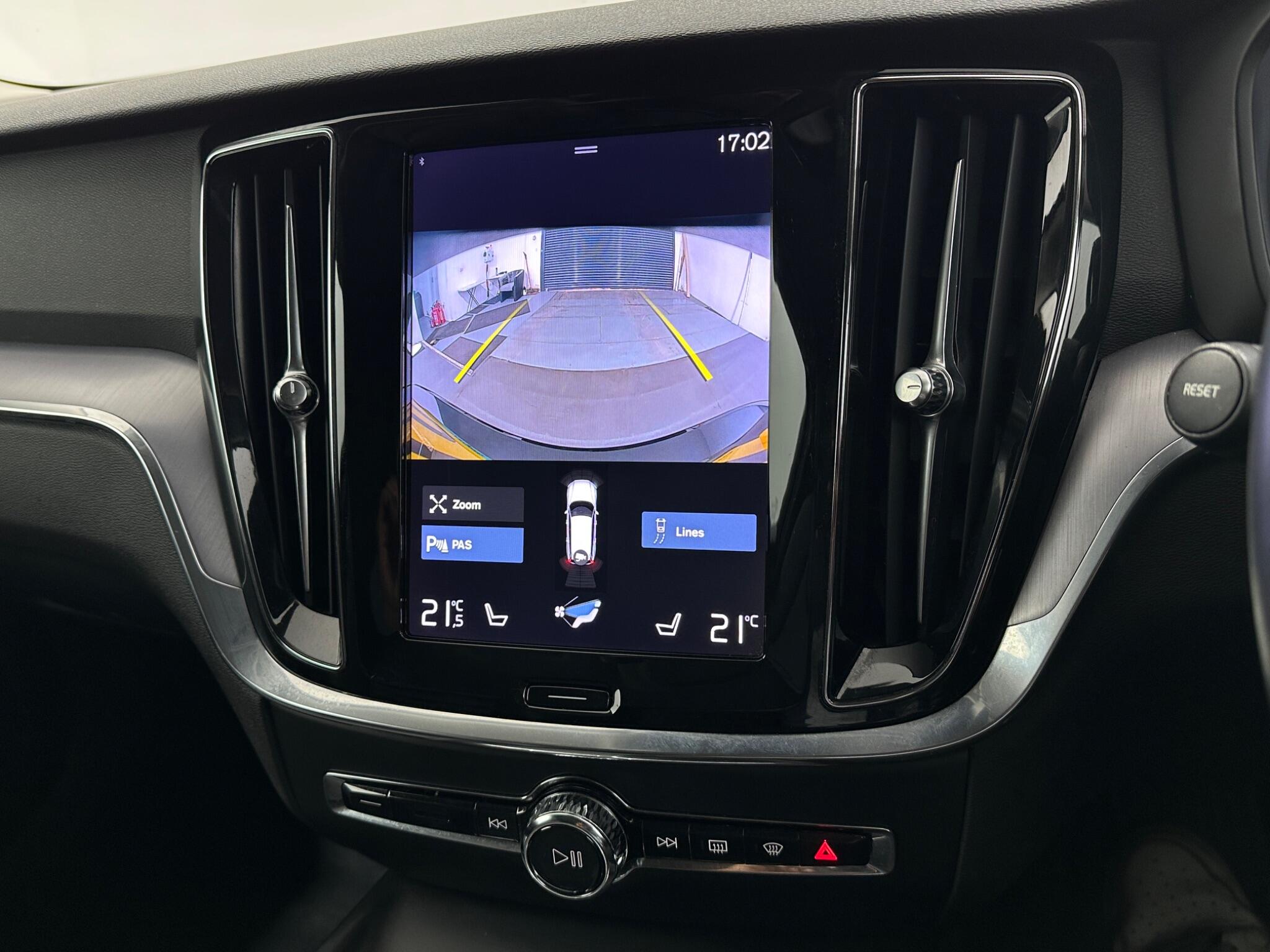 Volvo V60 view 25
