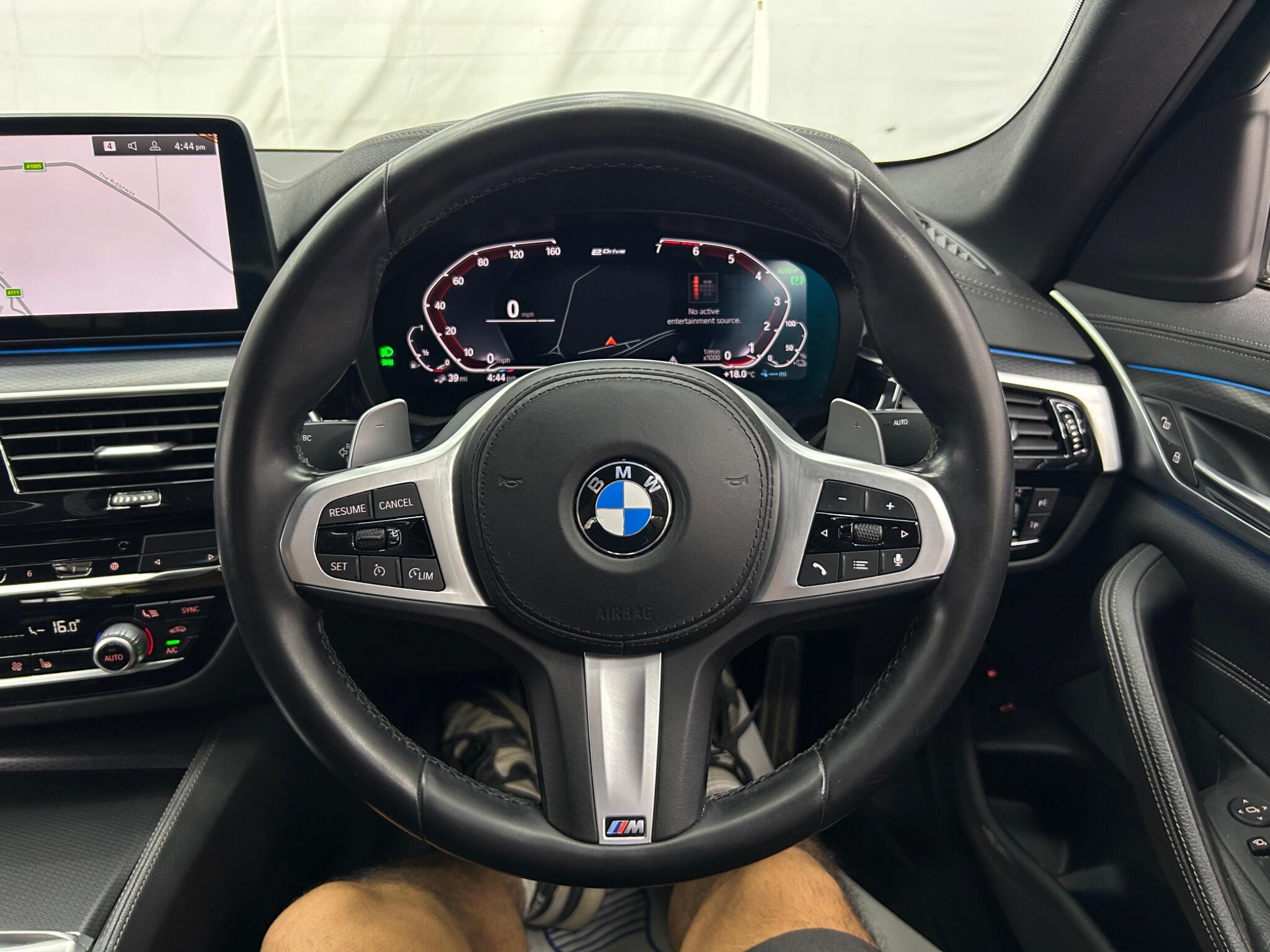 BMW 5 Series view 42