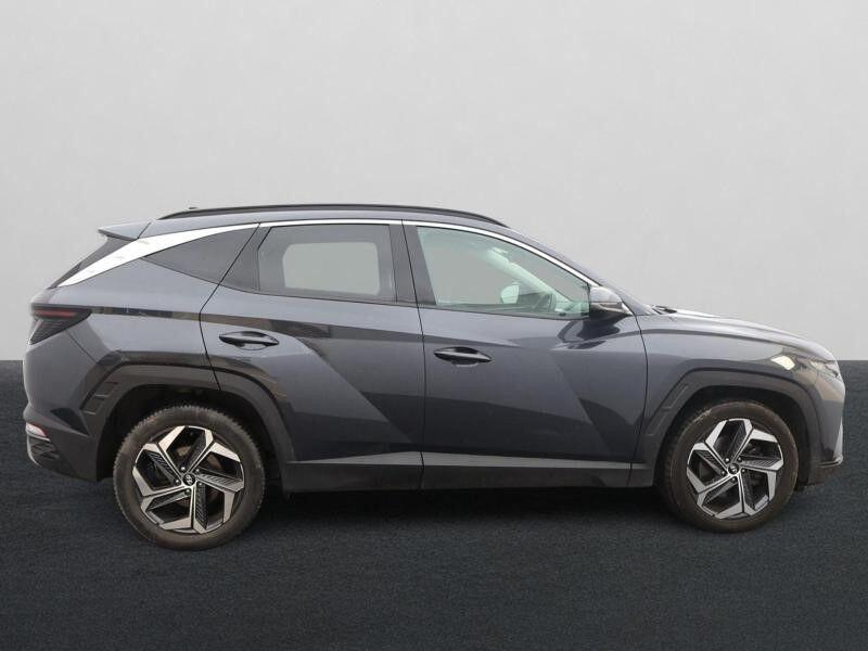 Hyundai Tucson view 3