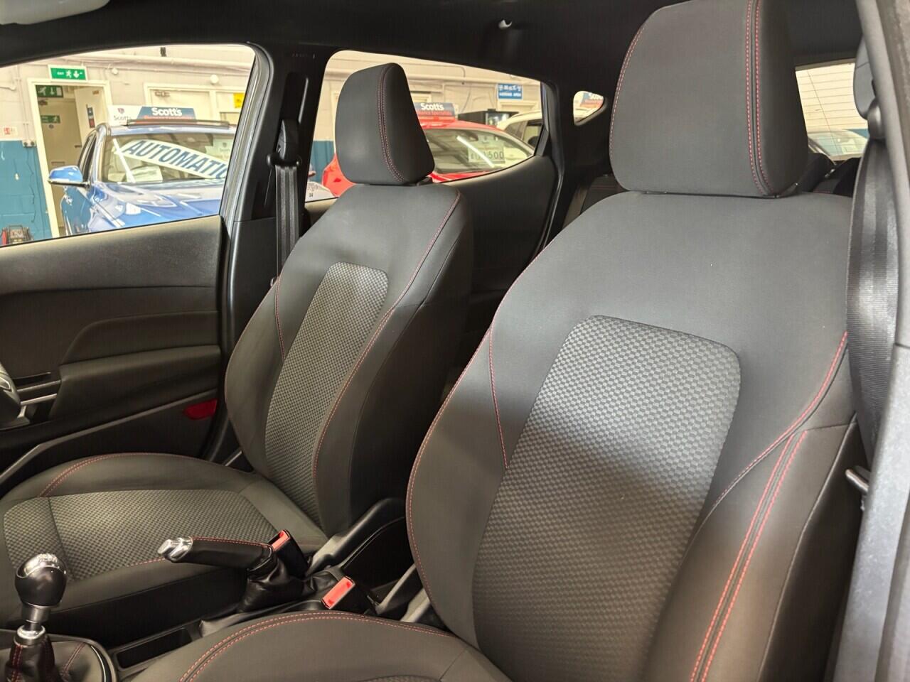 Ford Fiesta view 26
