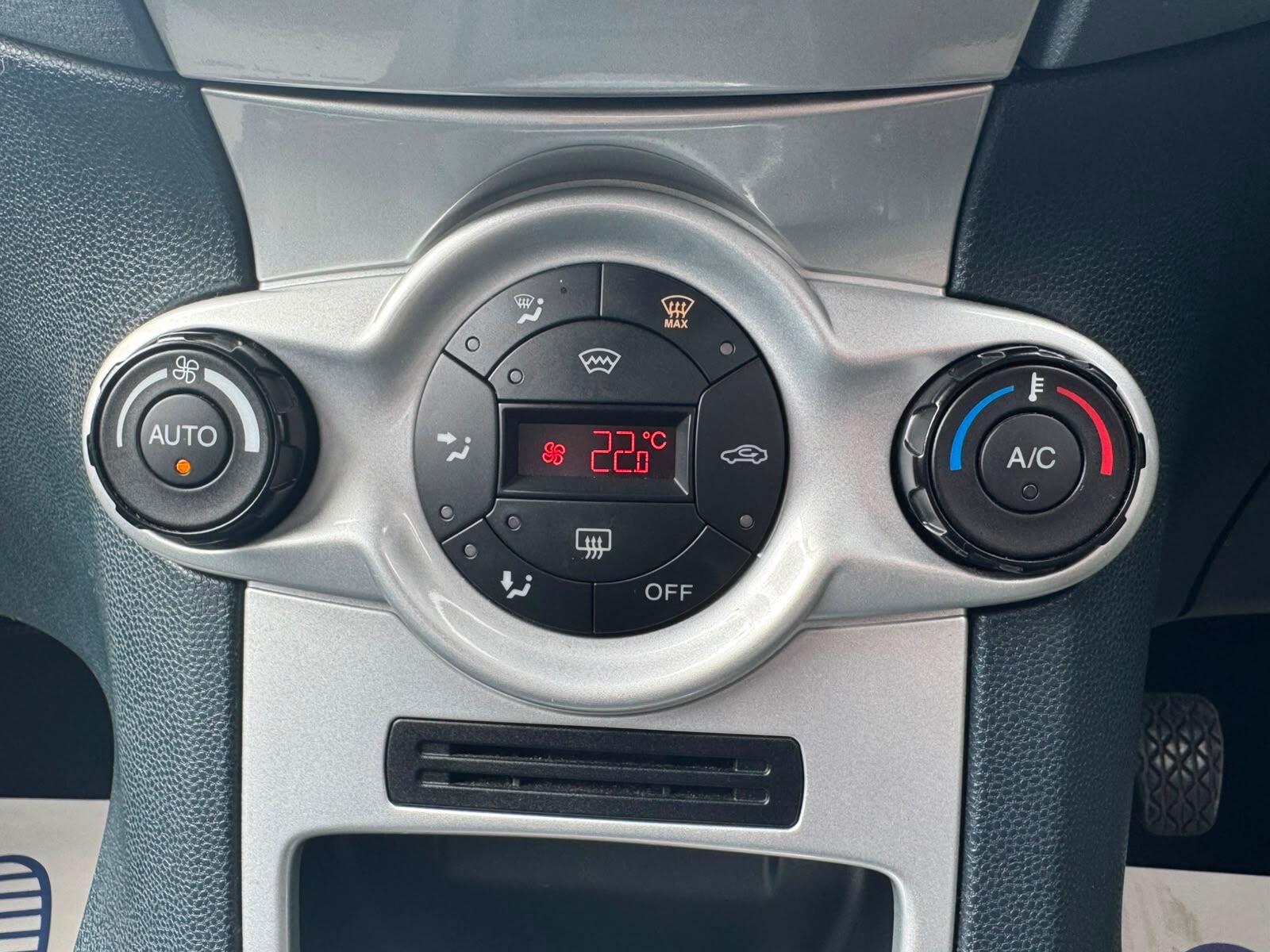 Ford Fiesta view 31