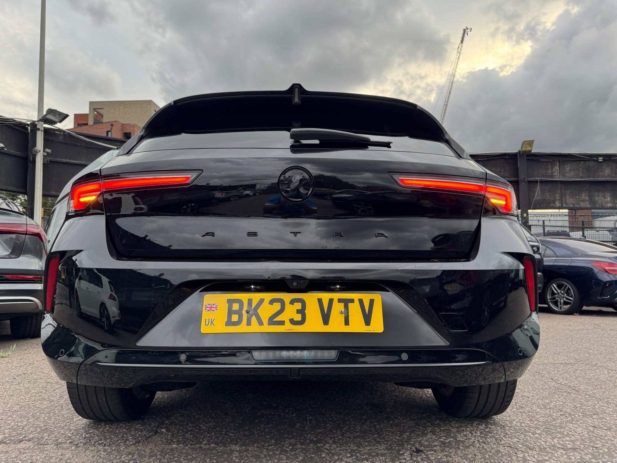 Vauxhall Astra view 25