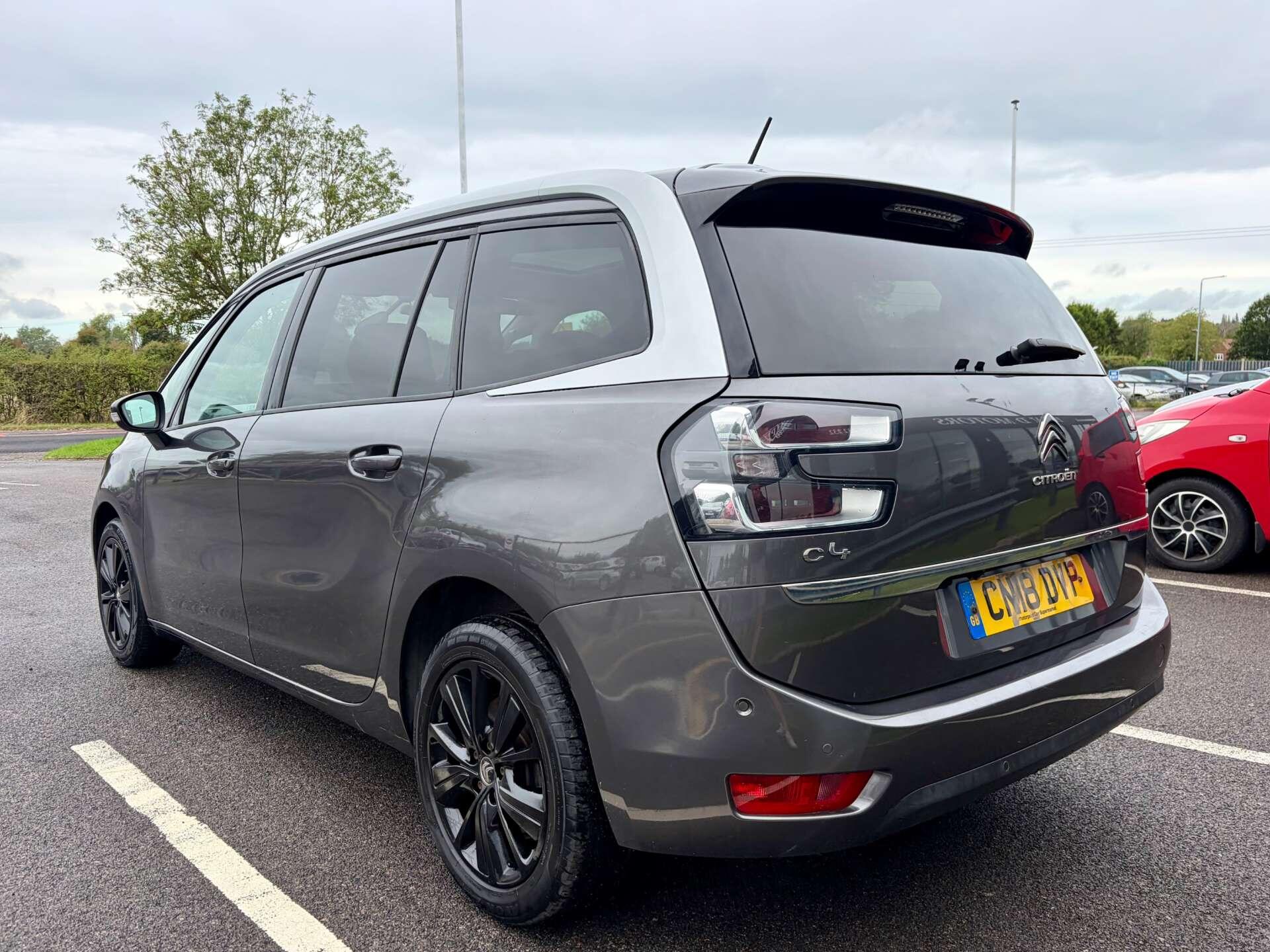 Citroen Grand C4 Picasso view 6