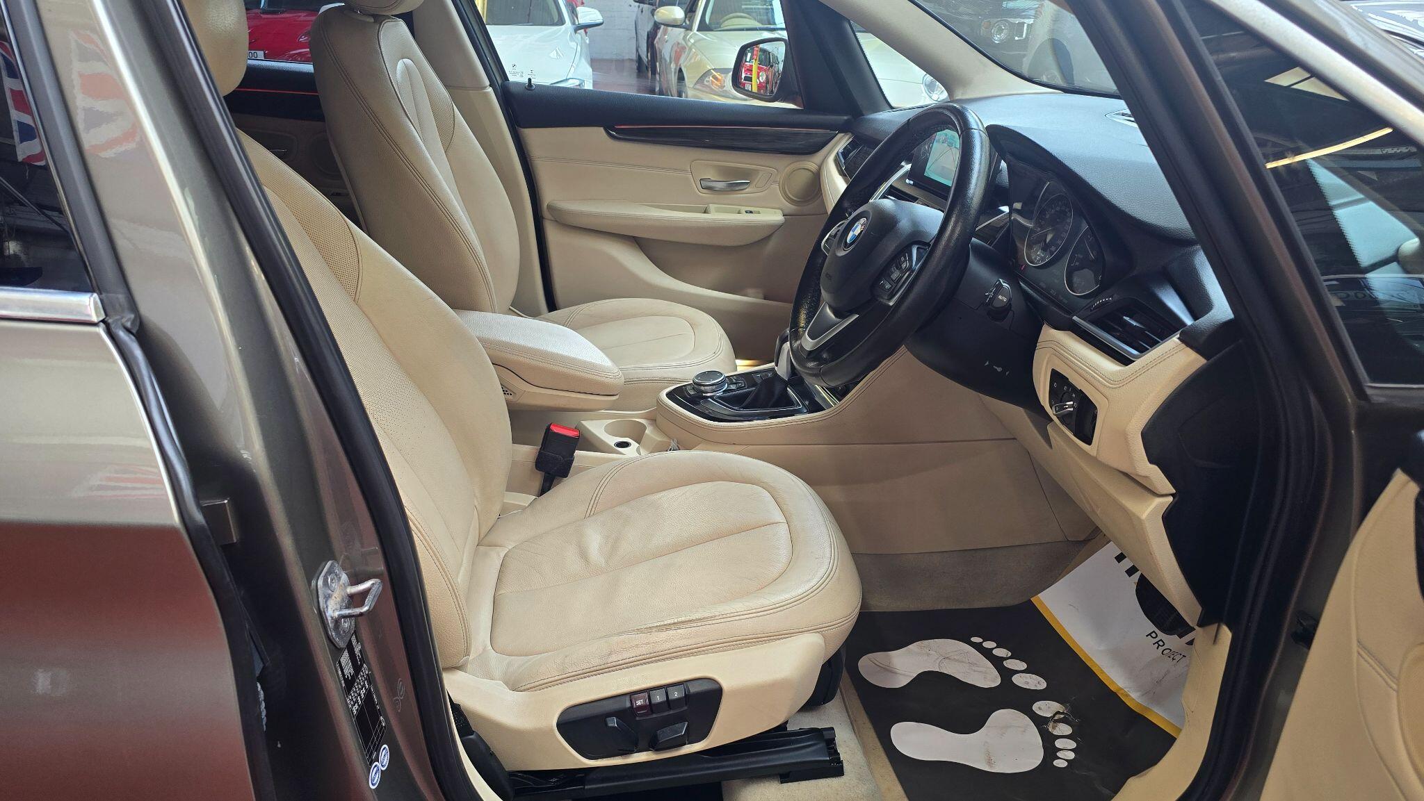 BMW 2 Series view 5