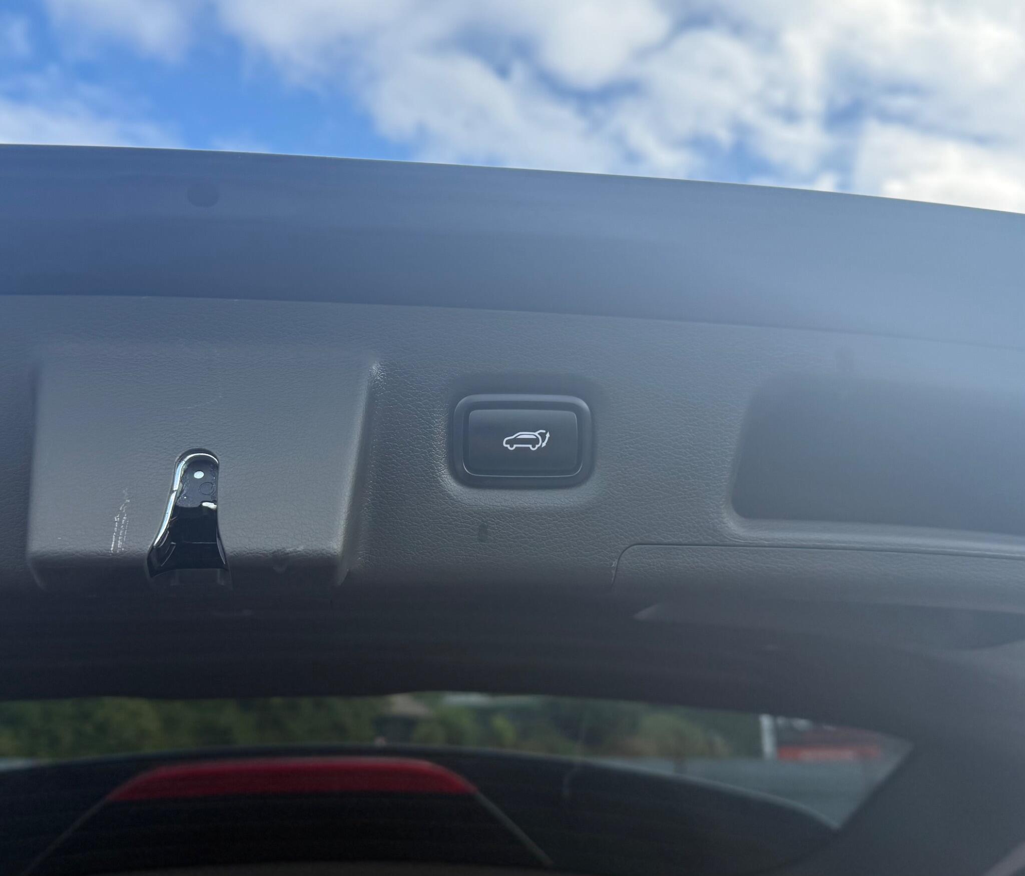 Hyundai Santa Fe view 21