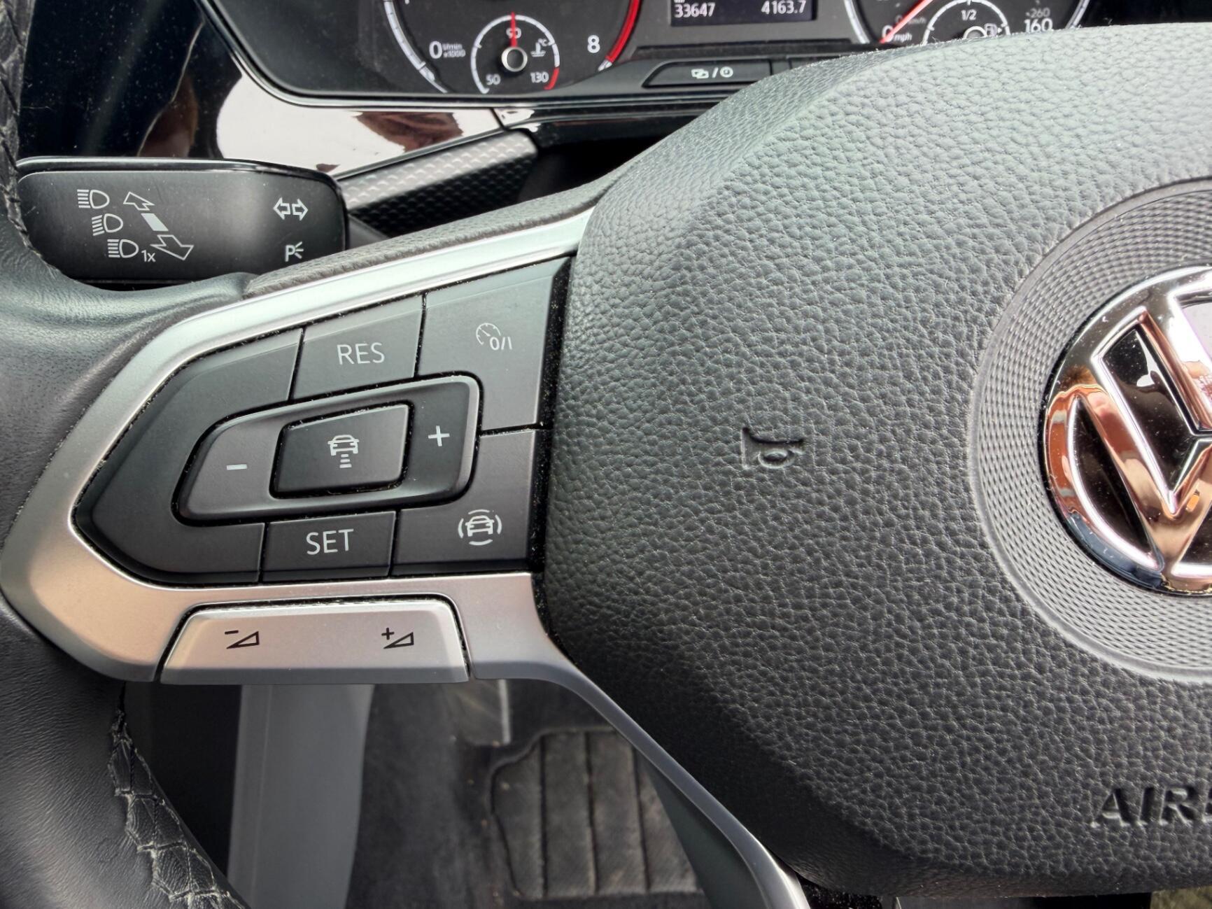 Volkswagen T-Cross view 19