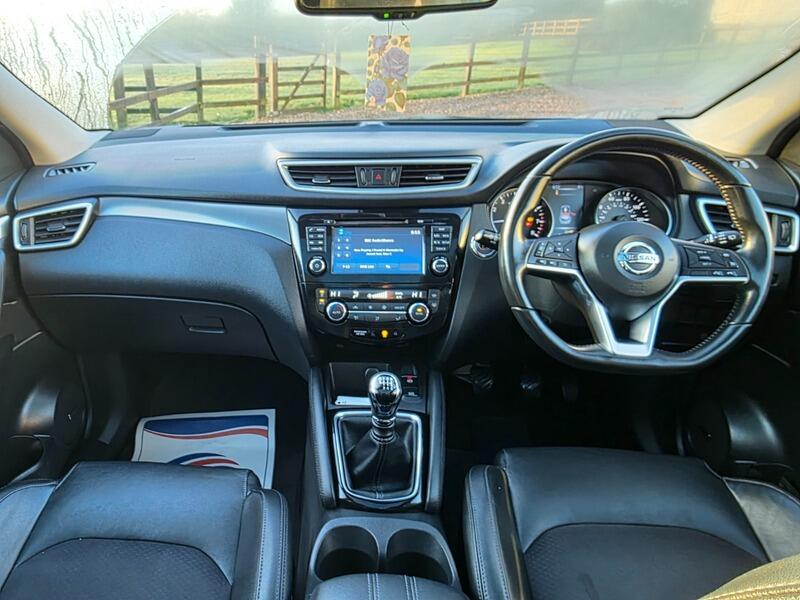 2017 Nissan Qashqai 1.2 DIG-T Tekna 2WD Euro 6 (s/s) 5dr • 58,000 miles image 33