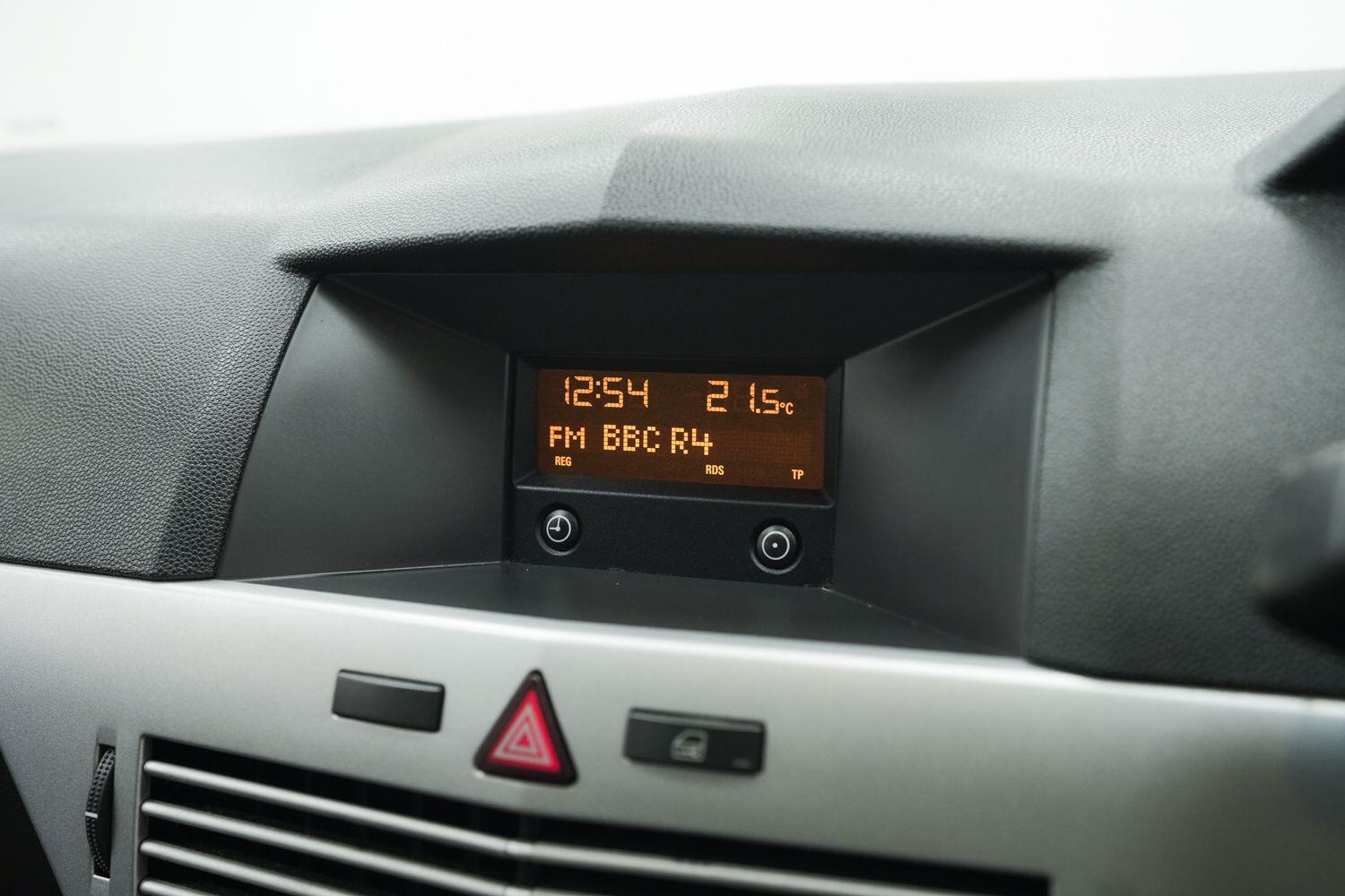 Vauxhall Astra view 19