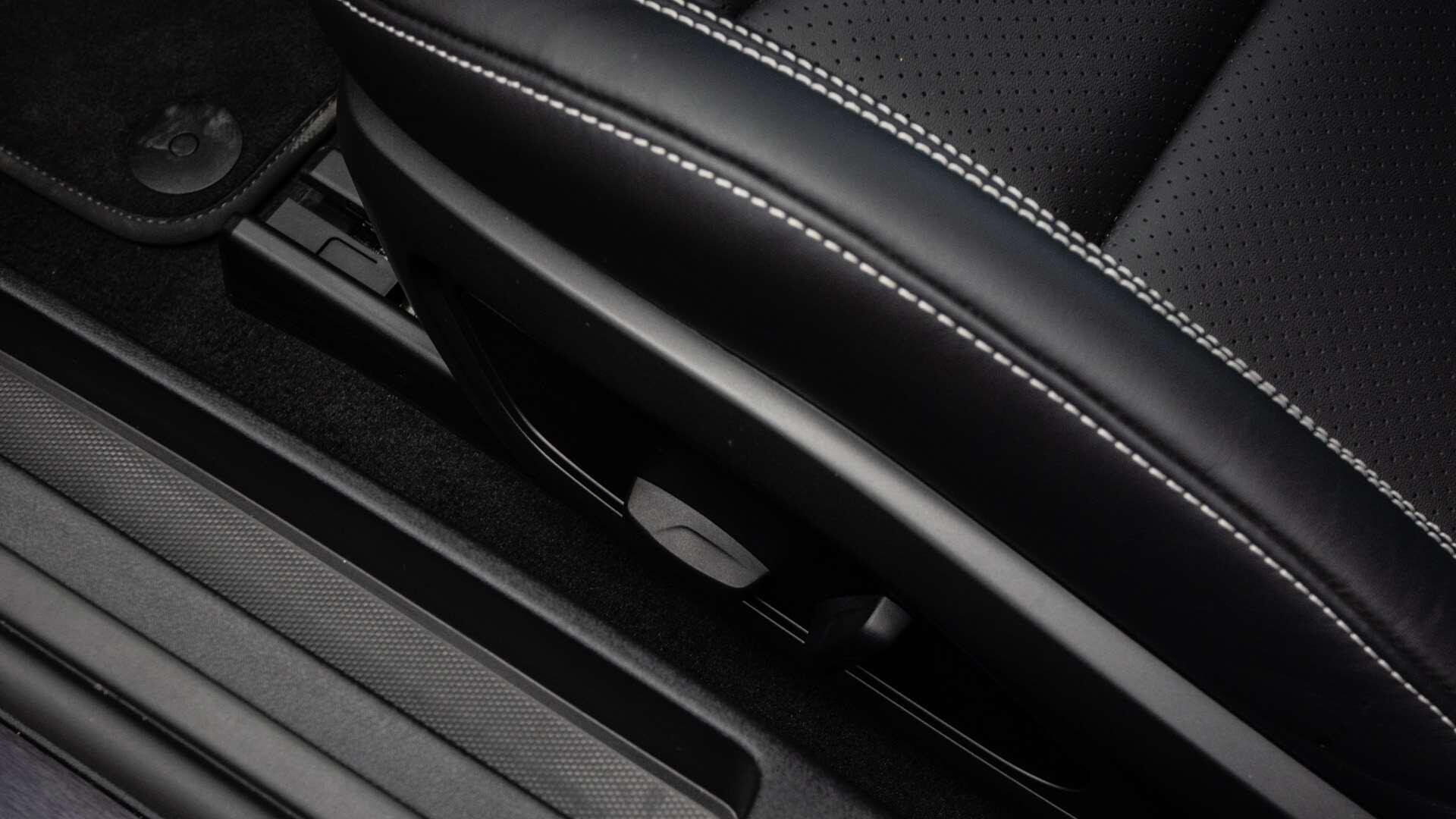 Porsche 911 view 36