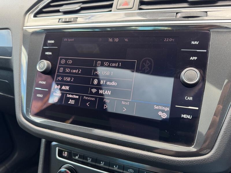 Volkswagen Tiguan view 20