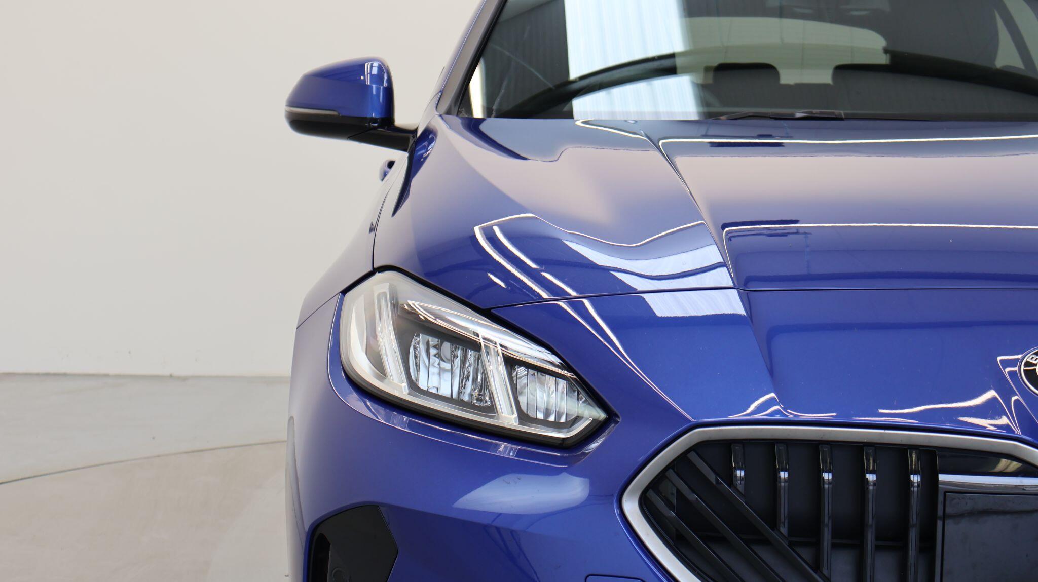 BMW 1 Series view 20