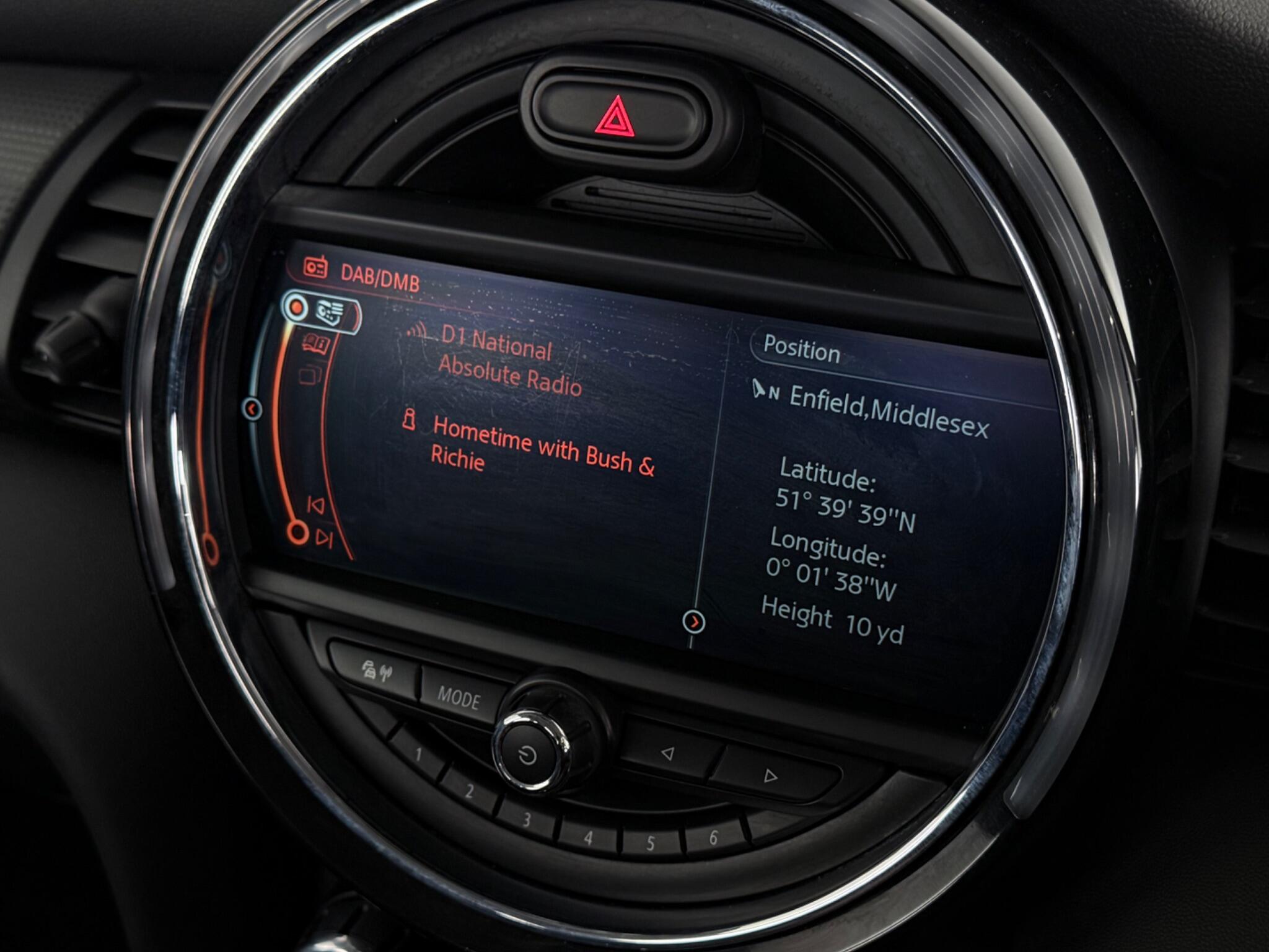 Mini Hatch view 18
