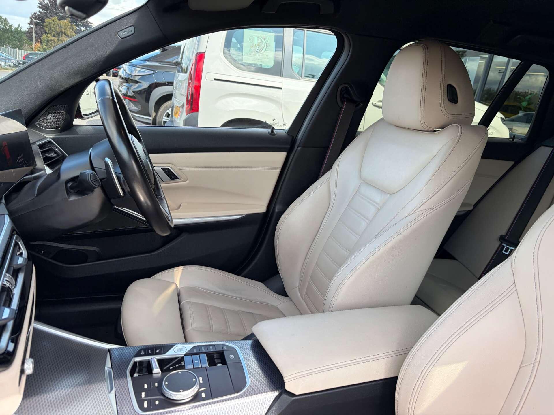 BMW 3 Series view 13