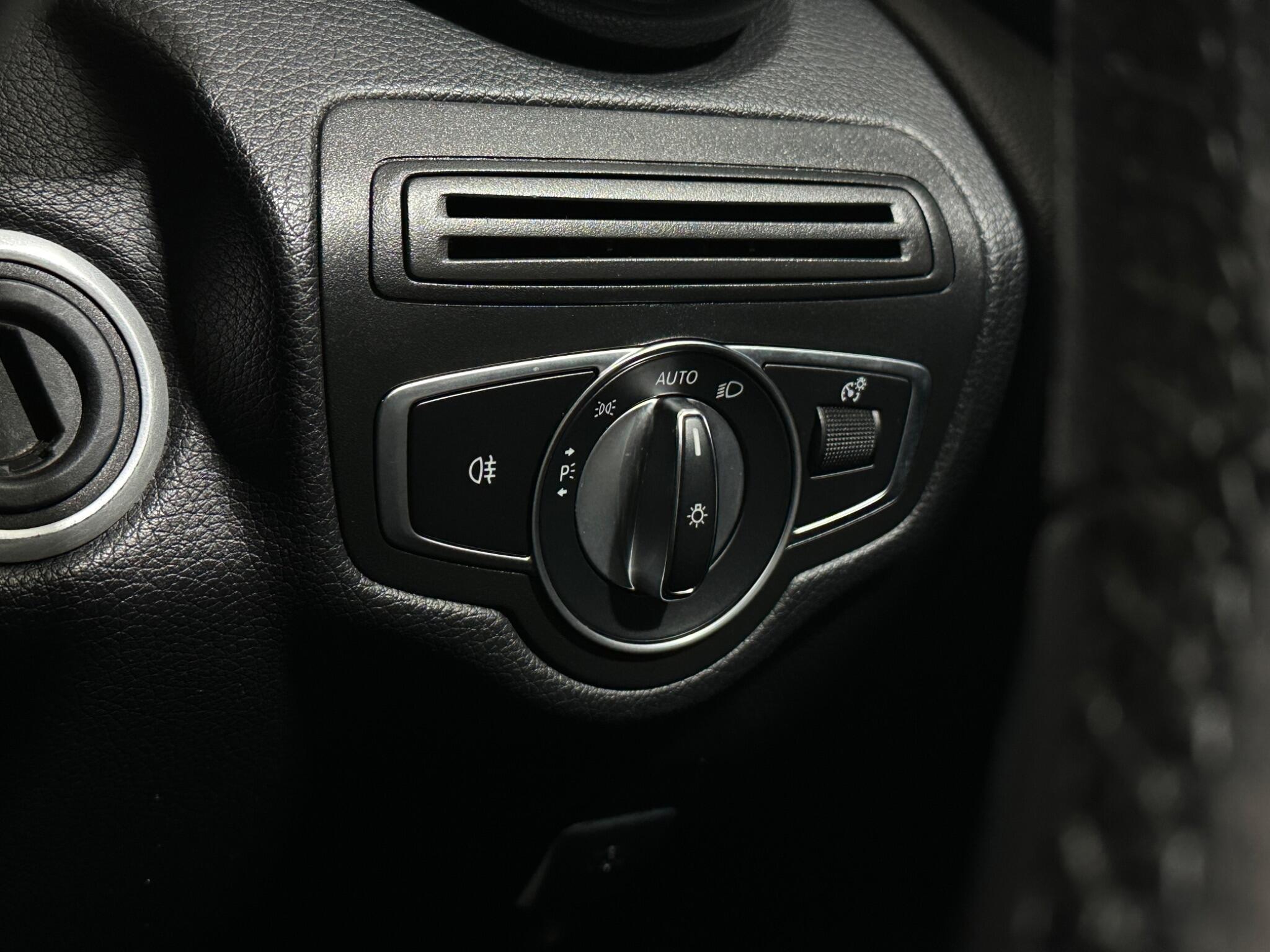 Mercedes-Benz GLC view 17
