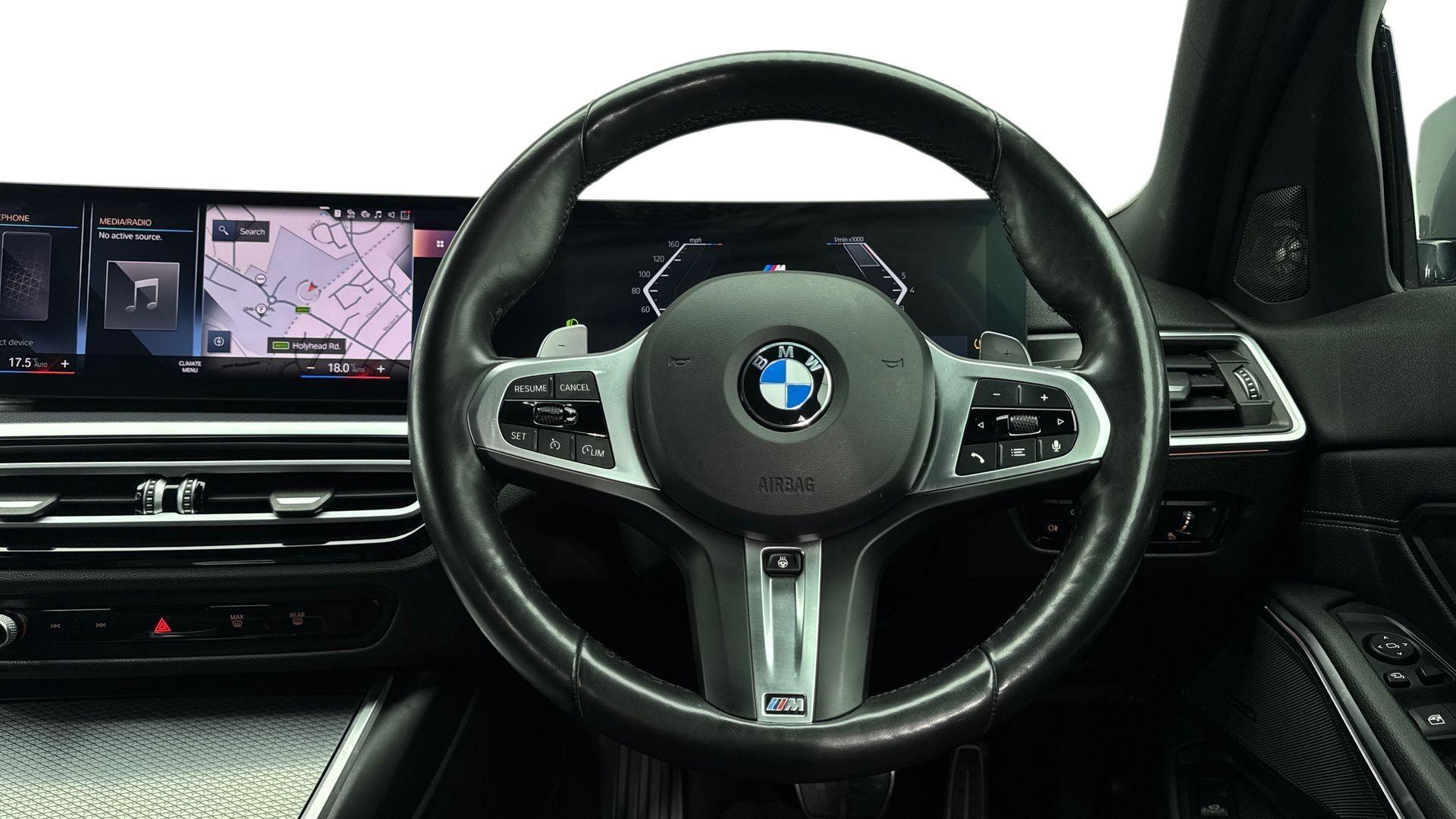 BMW 3 Series view 5