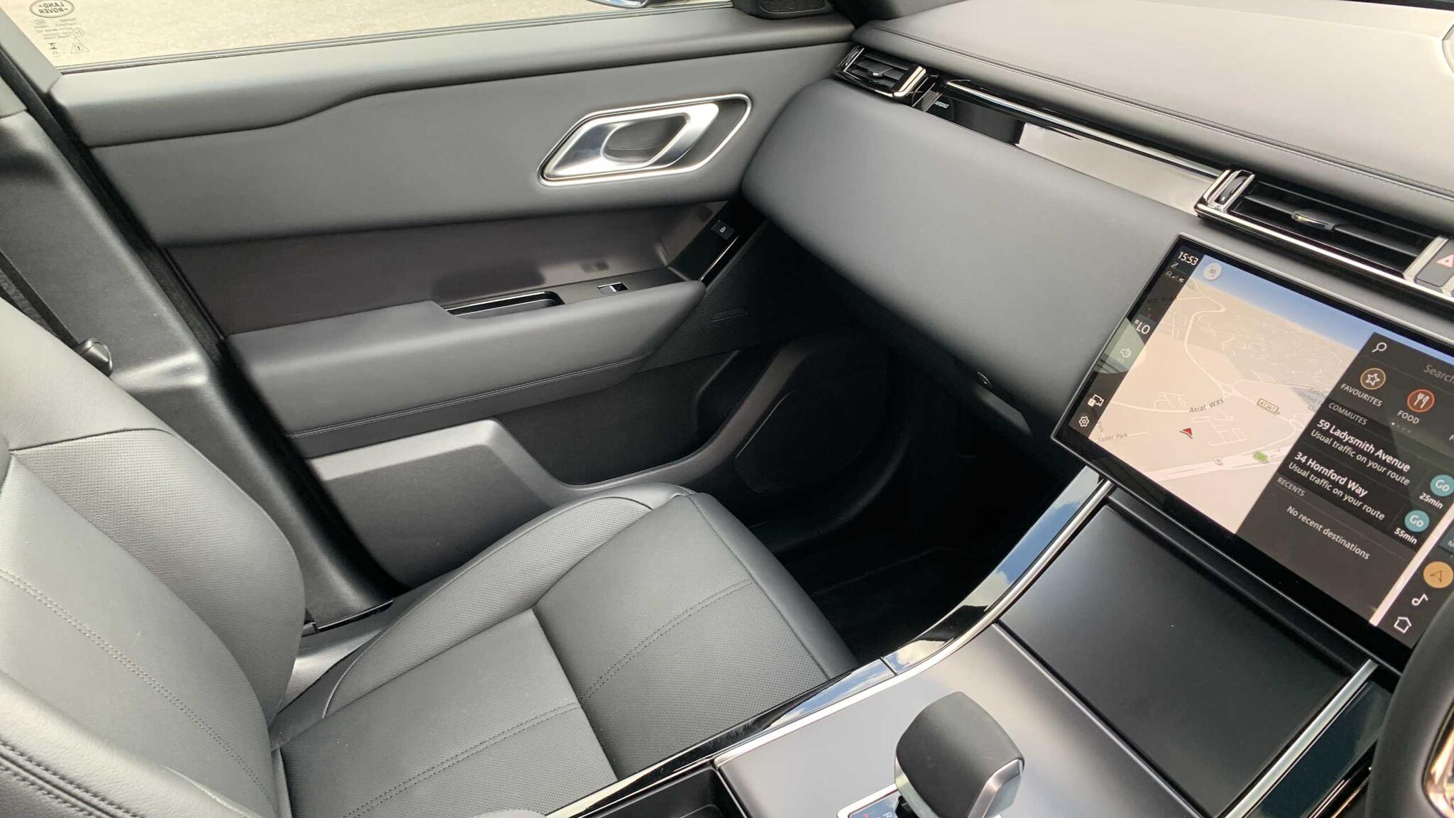 Land Rover Range Rover Velar view 24