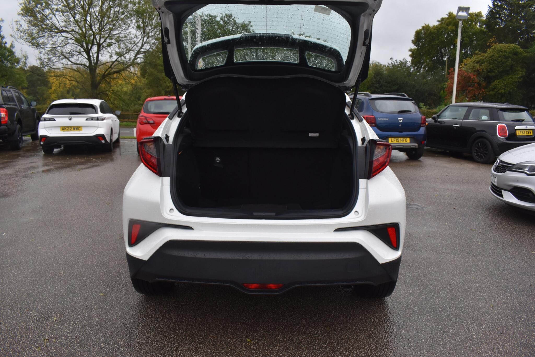 C-HR - 1.8 VVT-h Icon CVT Euro 6 (s/s) 5dr - Image 7