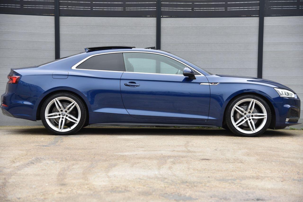 Audi A5 view 7