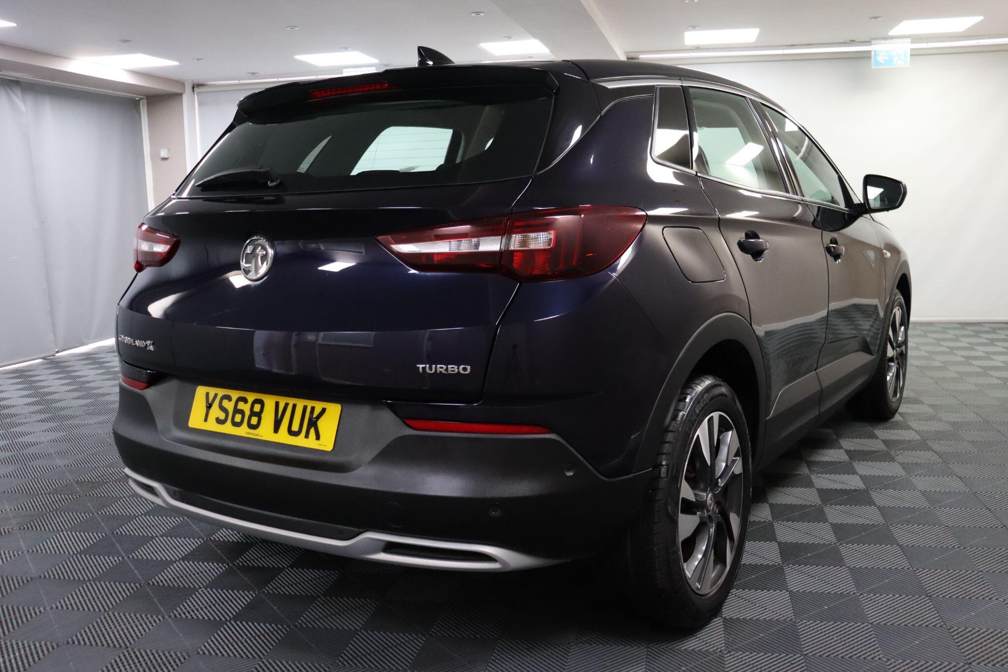 Vauxhall Grandland X view 11
