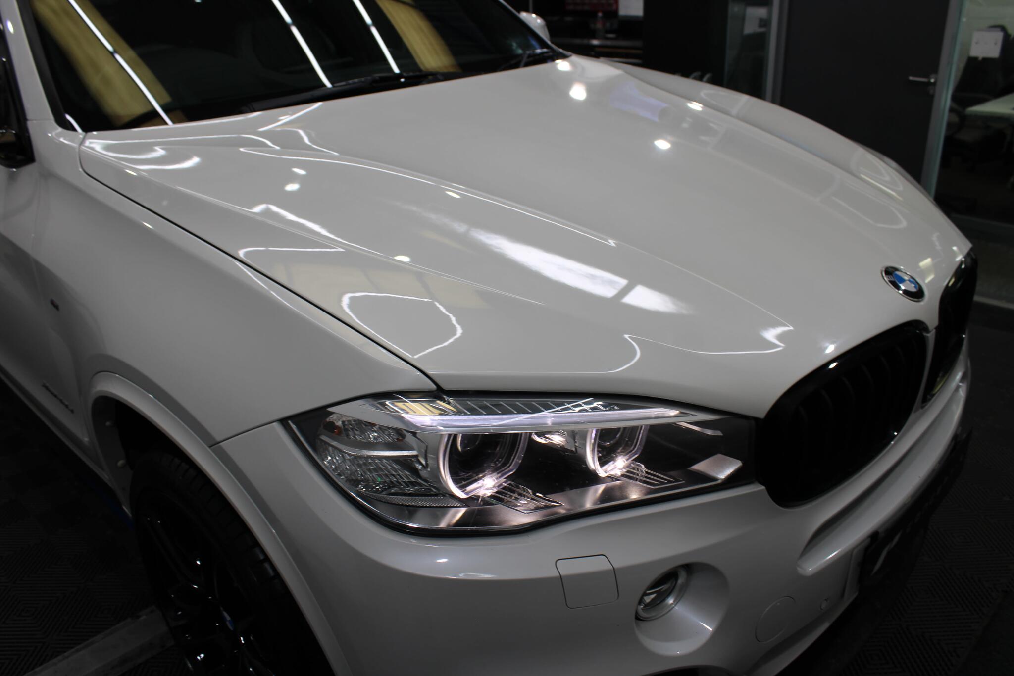 BMW X5 view 44