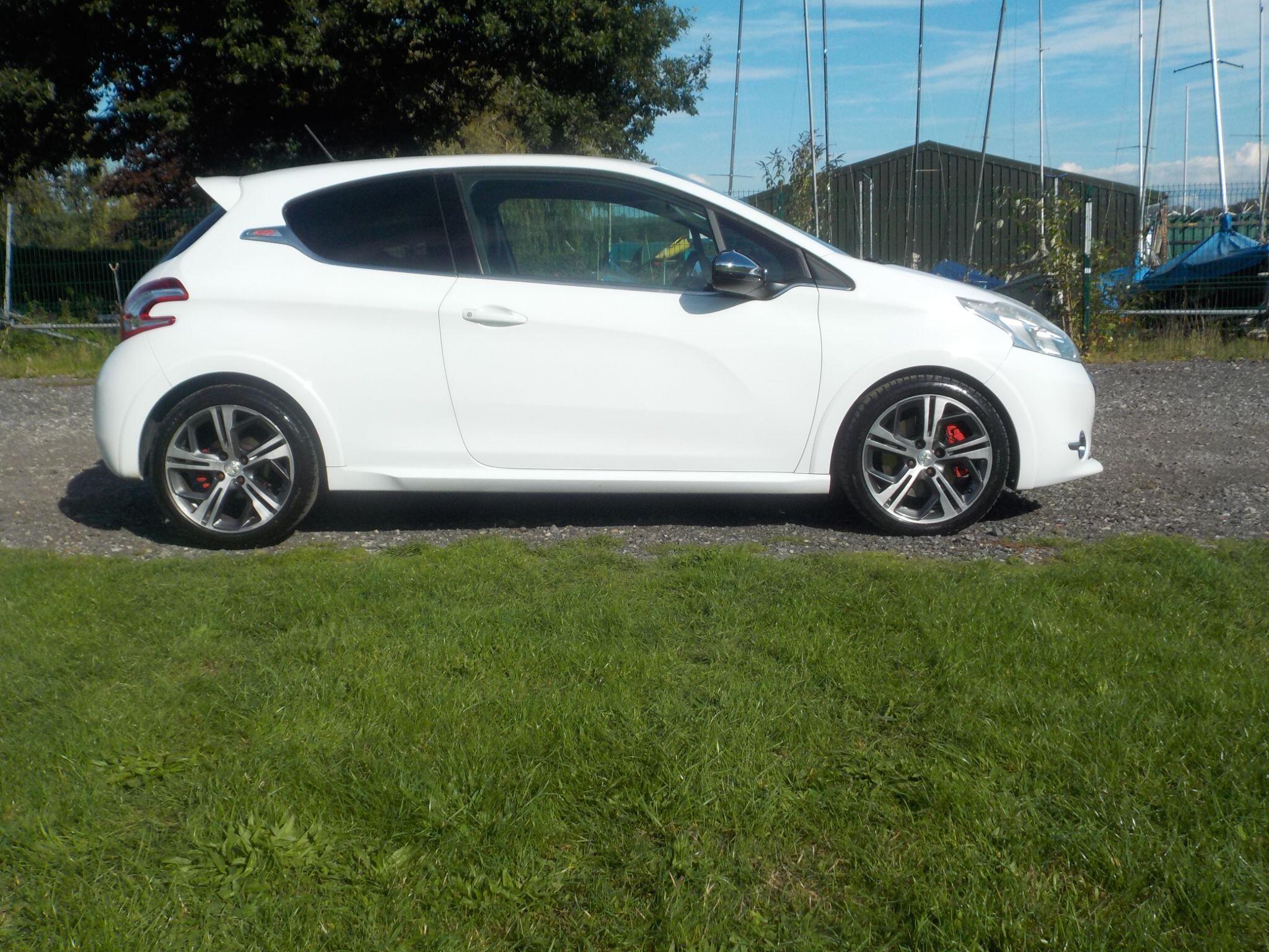 Peugeot 208 1.6 THP GTi Euro 5 3dr