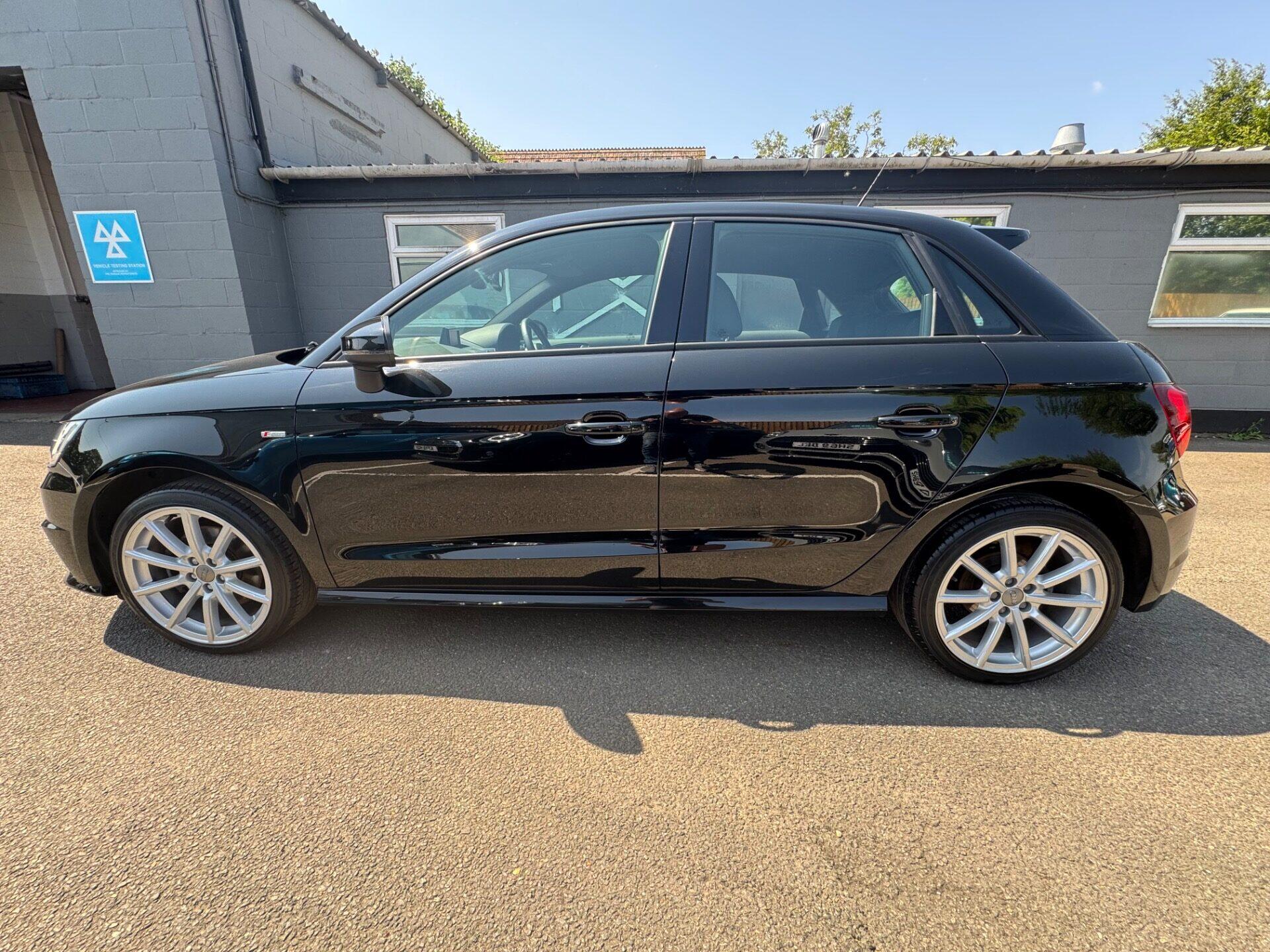 Audi A1 view 7