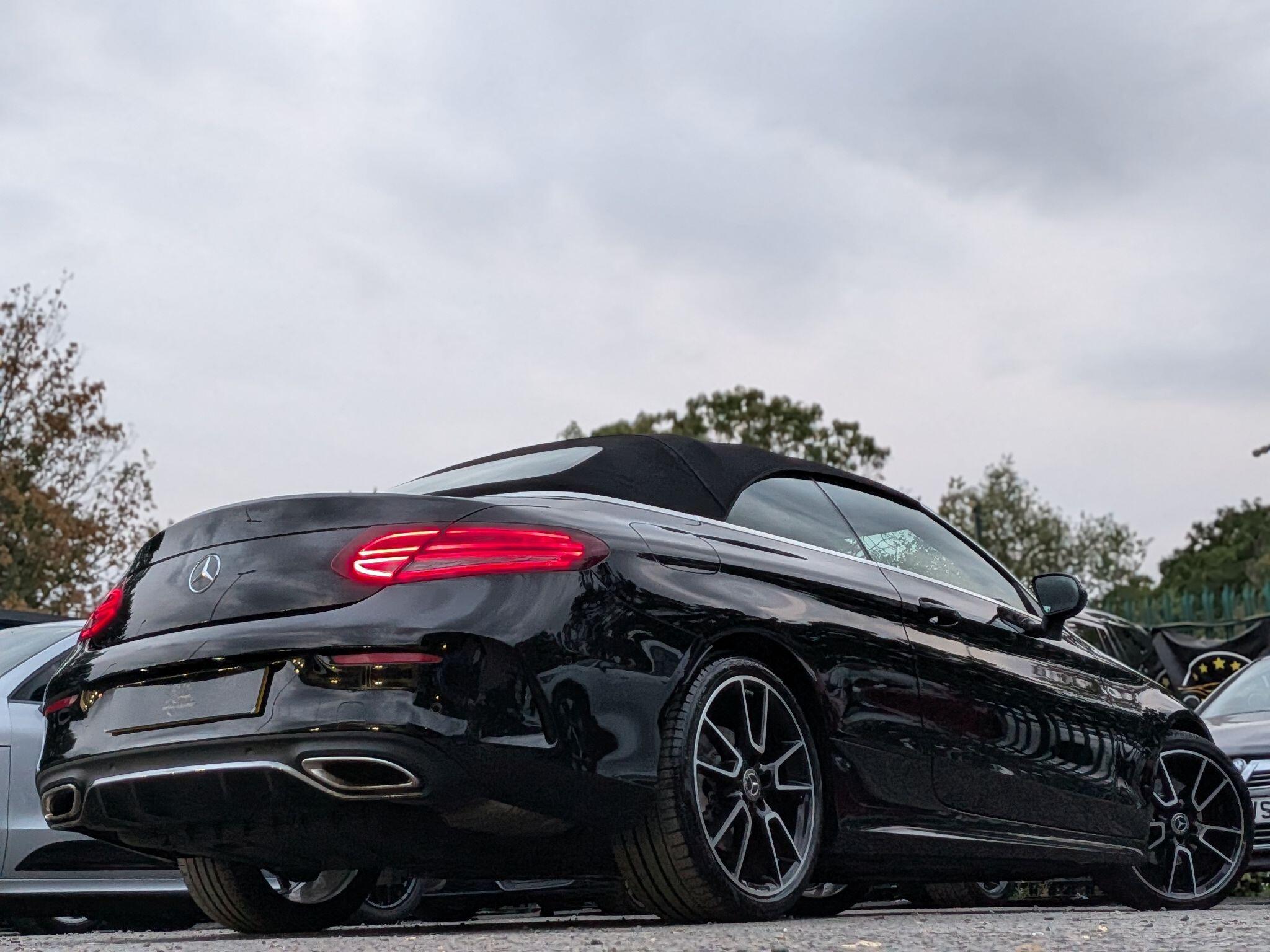Mercedes-Benz C Class view 12