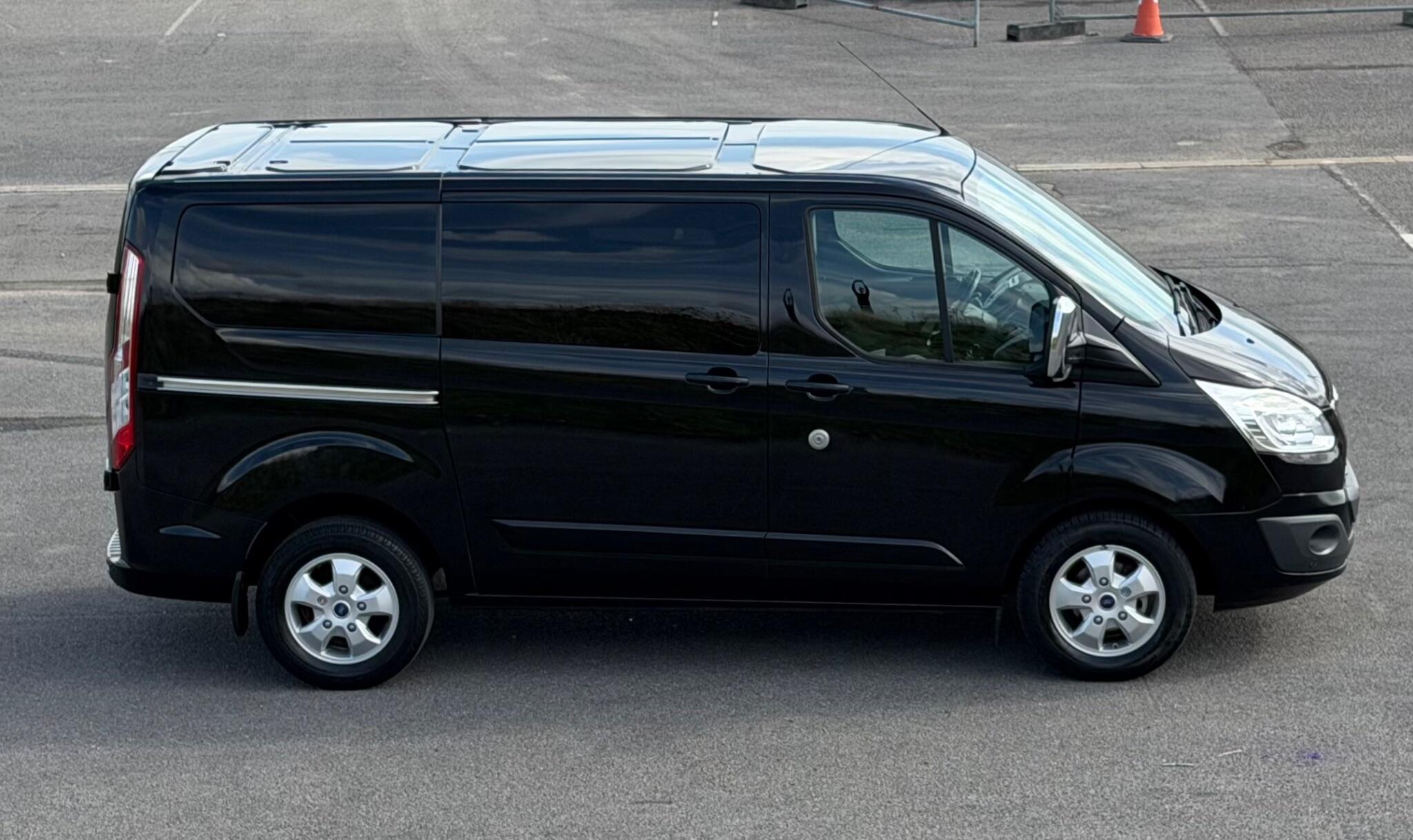 Ford Transit Custom view 52