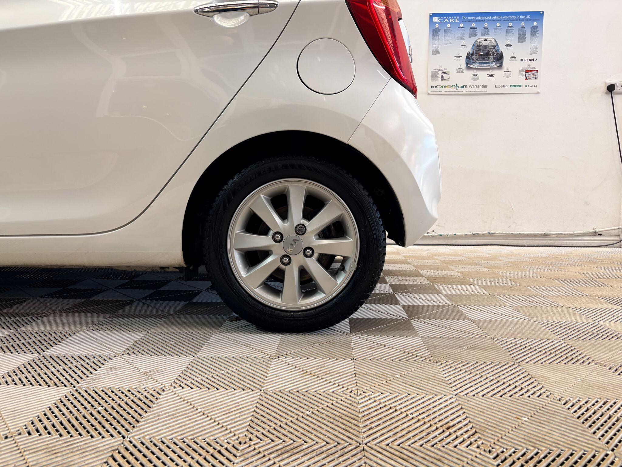 Kia Picanto view 6