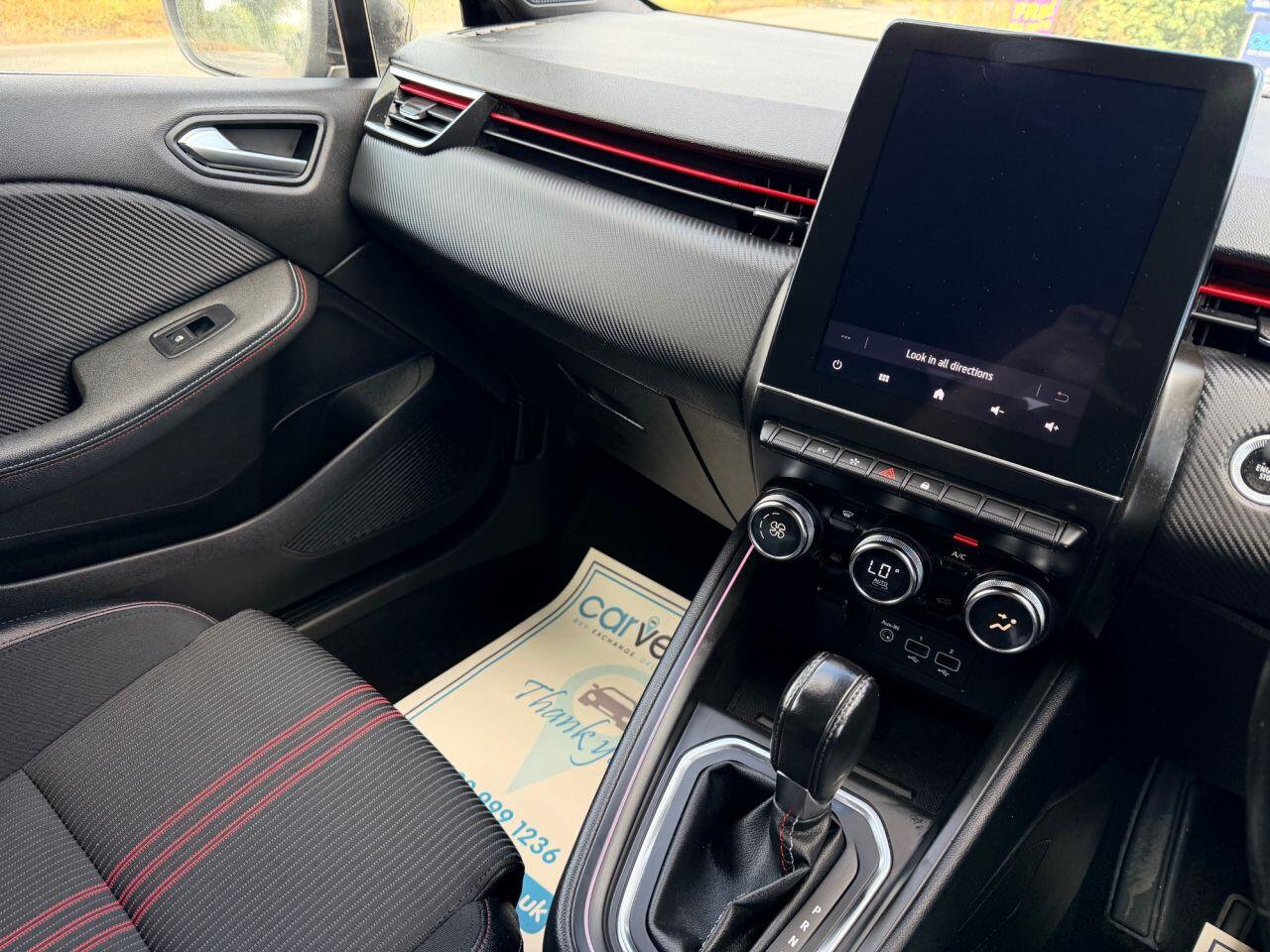 Renault Clio view 32