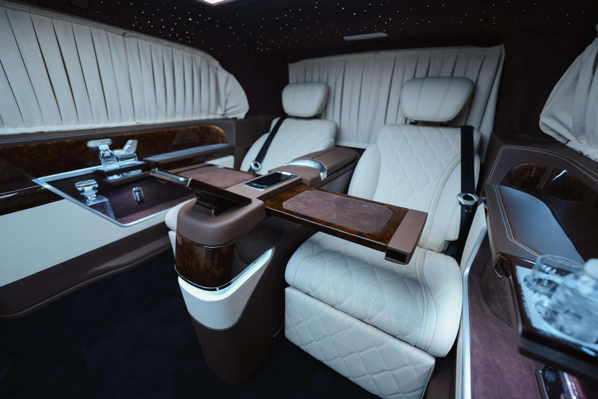 Mercedes-Benz V Class view 33