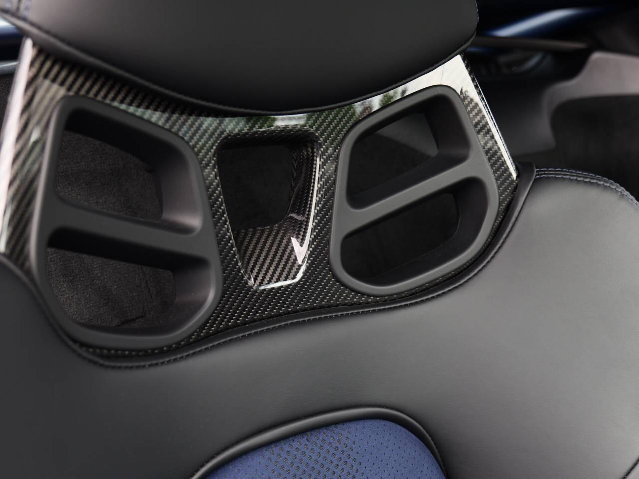 Porsche Cayman view 46