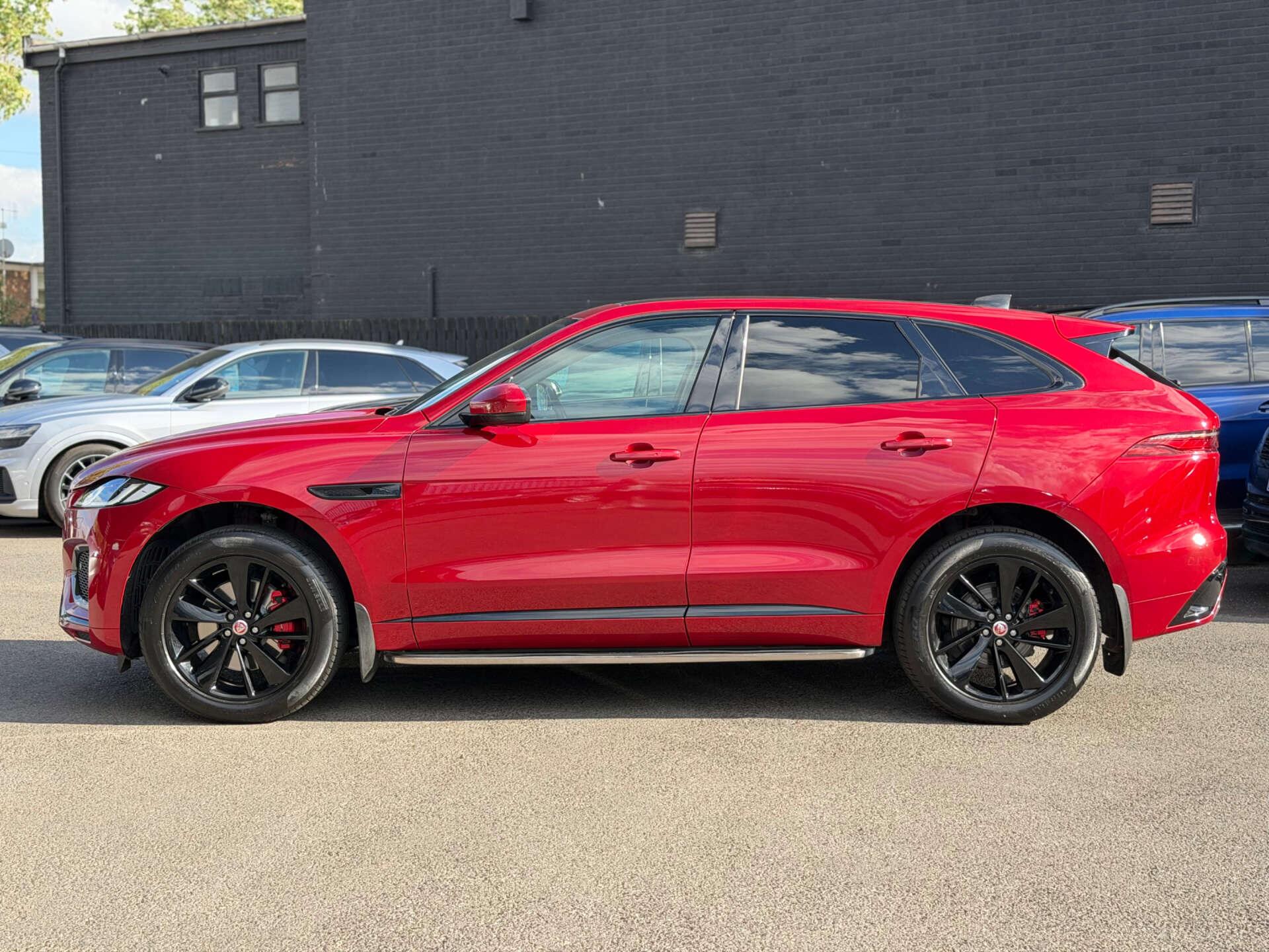 Jaguar F-Pace view 14