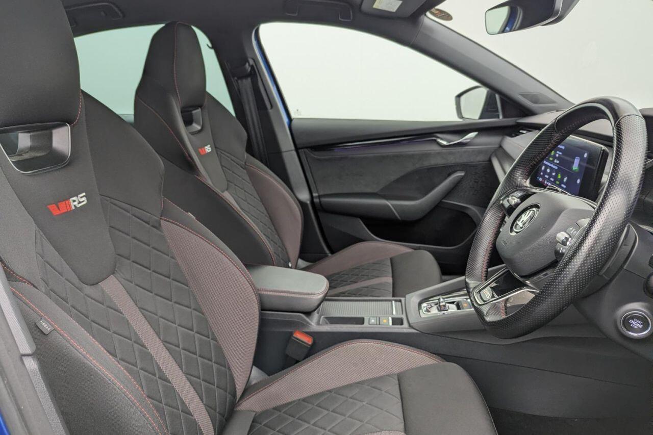 Skoda Octavia view 3