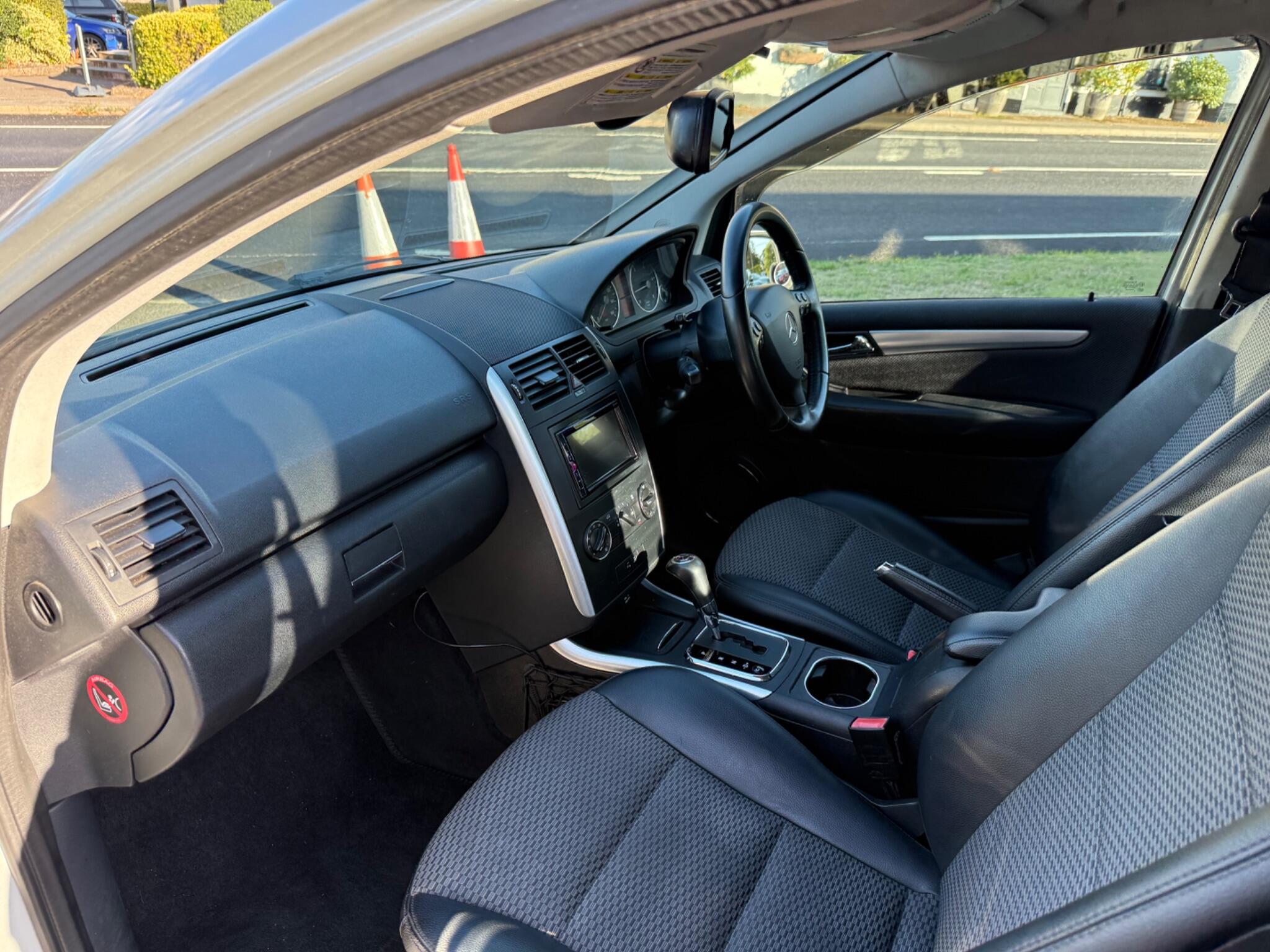 Mercedes-Benz A-Class view 32