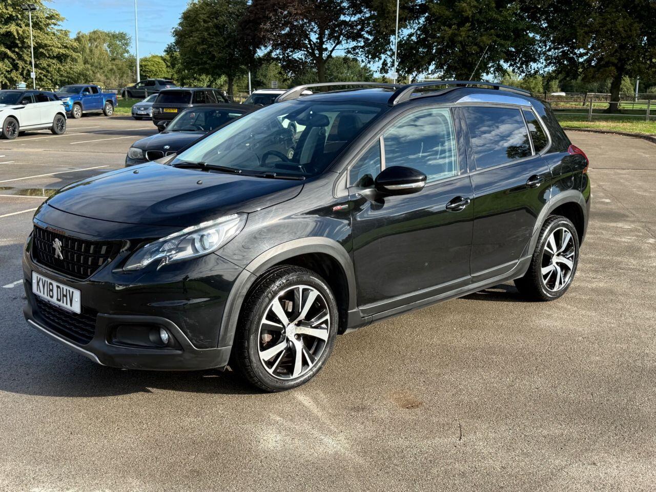 Peugeot 2008 view 9