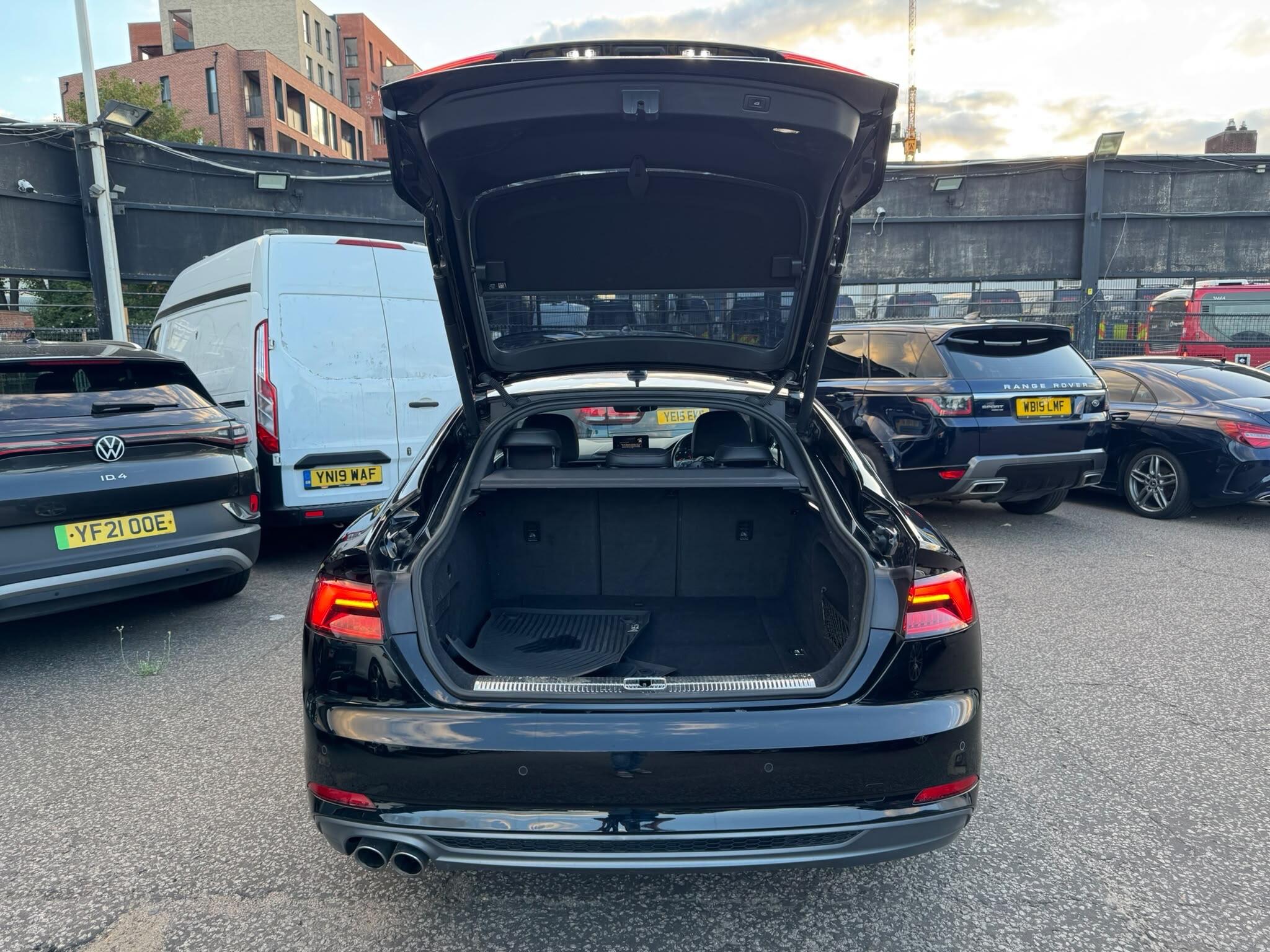 Audi A5 view 35